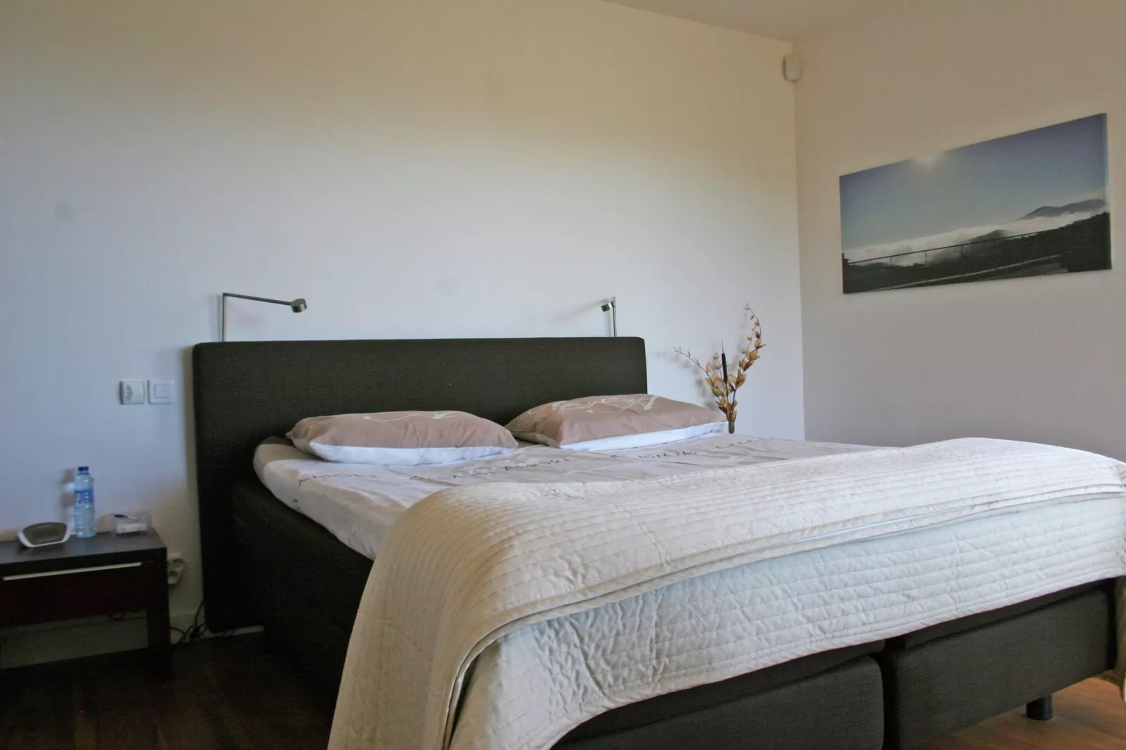 Villa le Mareret-Bedroom
