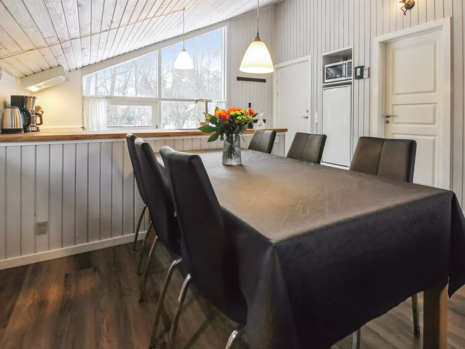 "Corinna" - 28km from the sea-Drinnen