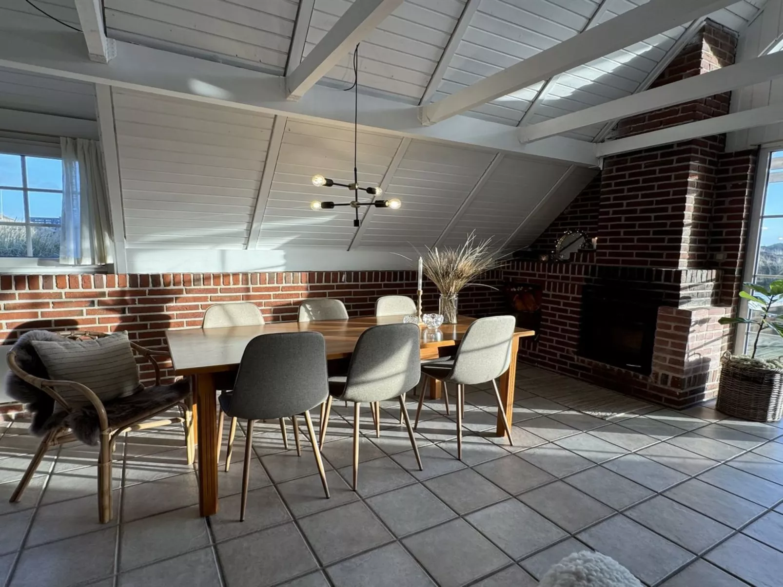 "Edvard" - 400m from the sea-Inside