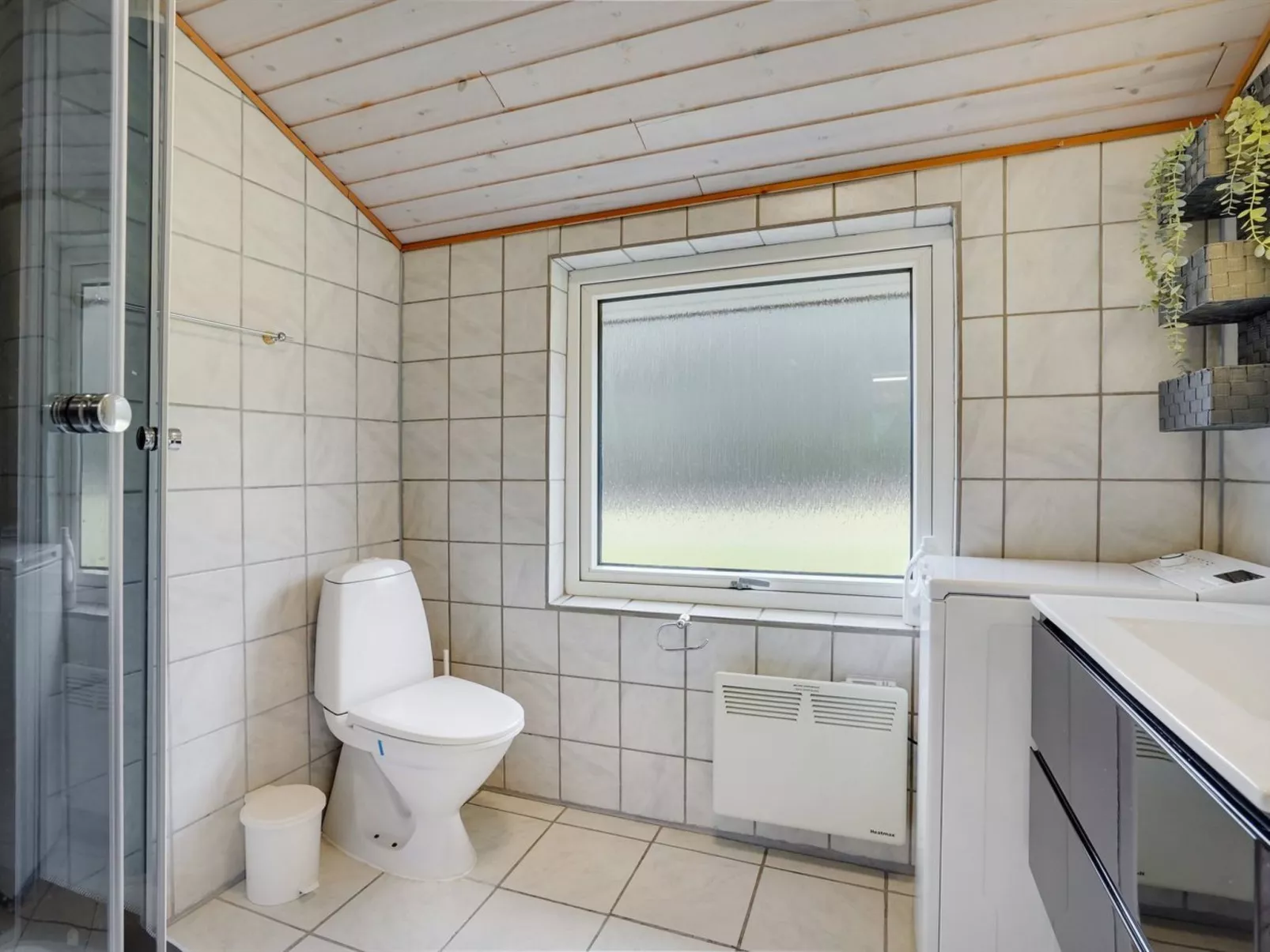 "Alois" - 31km from the sea-Inside