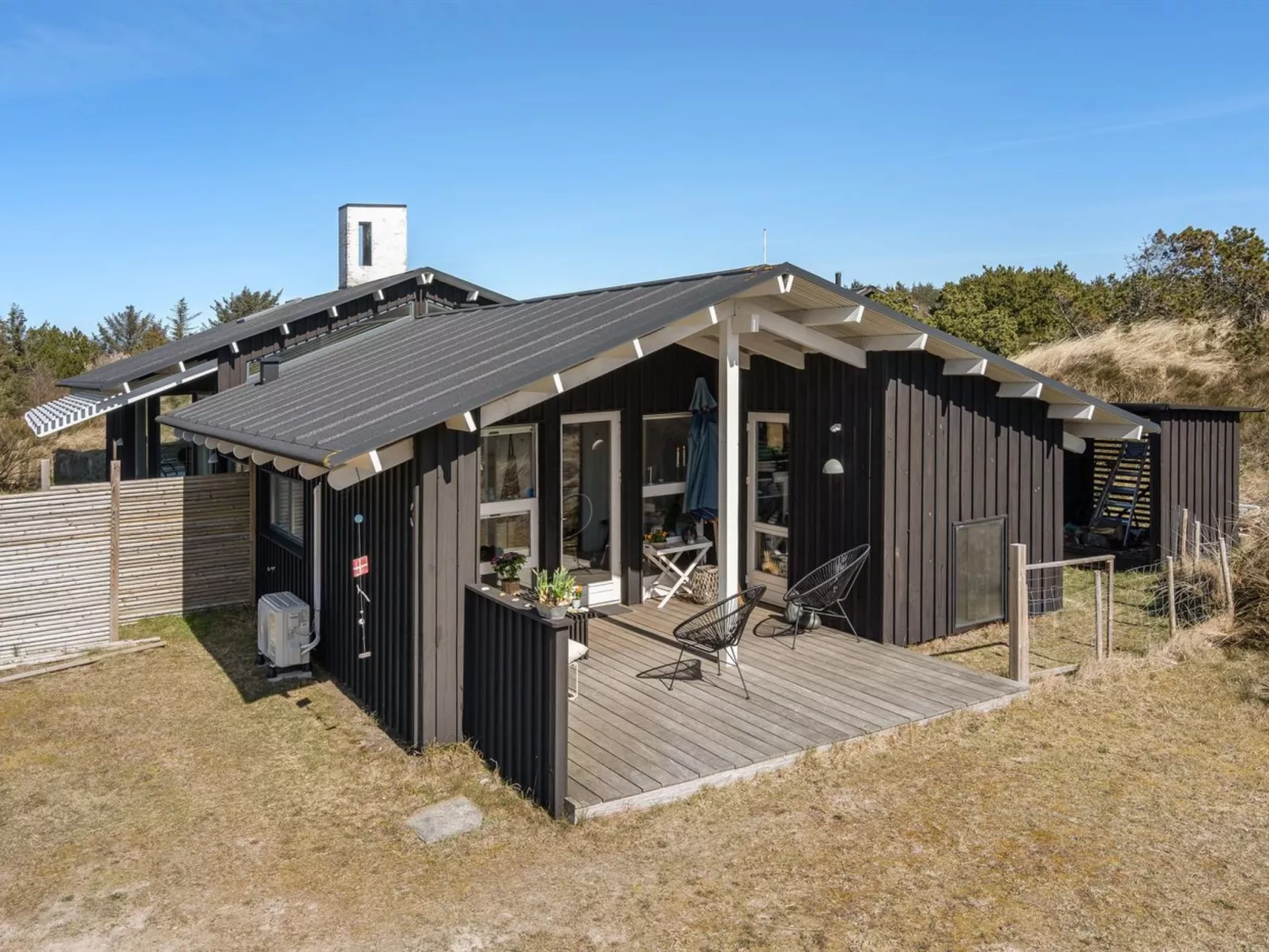 "Annrike" - 400m from the sea-Outside