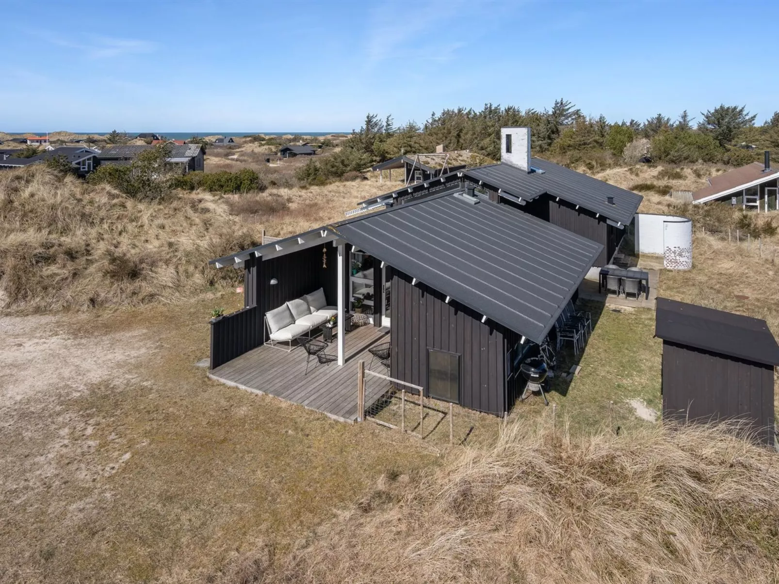 "Annrike" - 400m from the sea-Outside