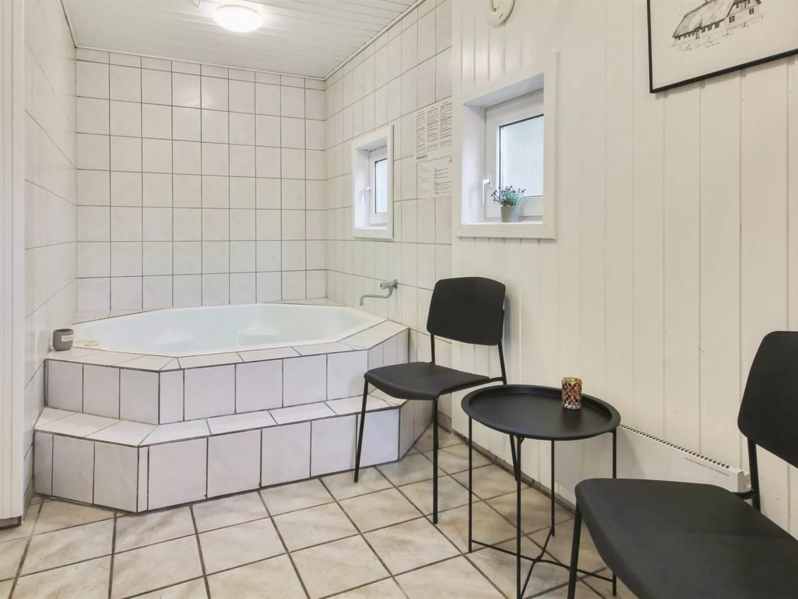 "Arnold" - 3.3km from the sea-Inside