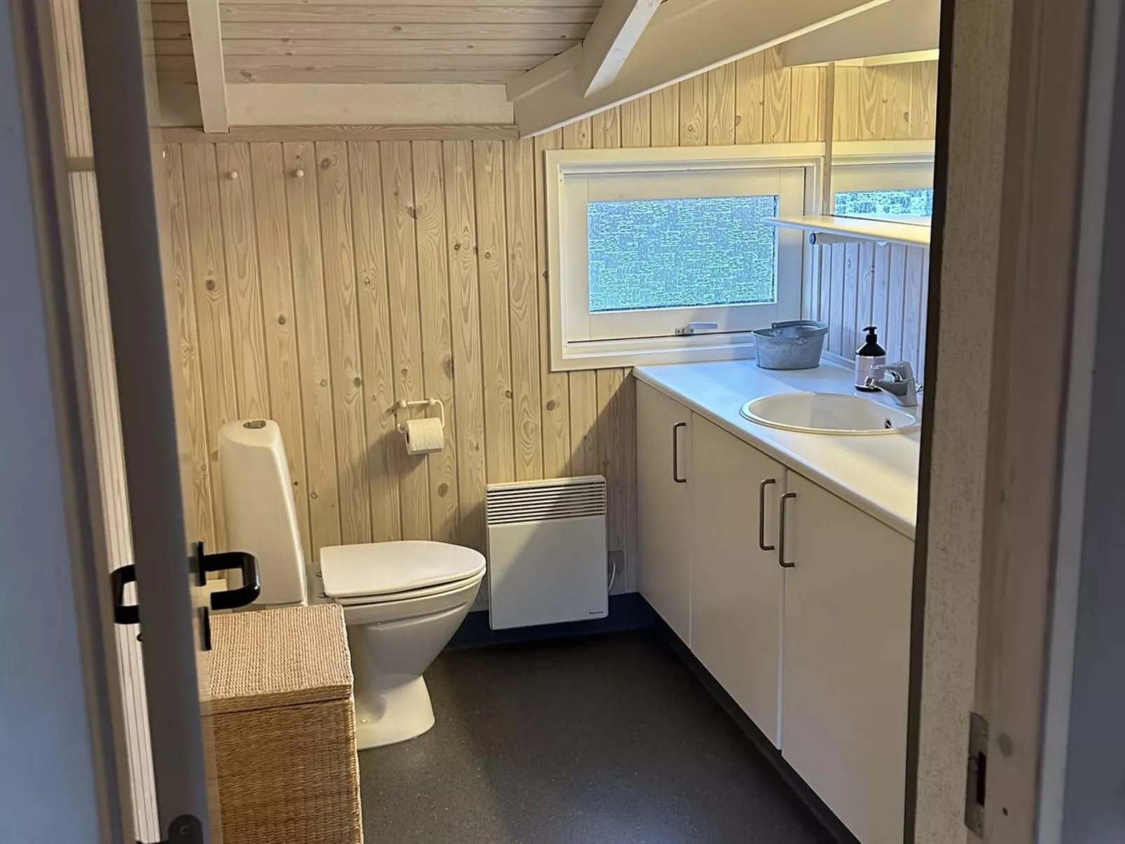 "Santeri" - 180m from the sea-Inside