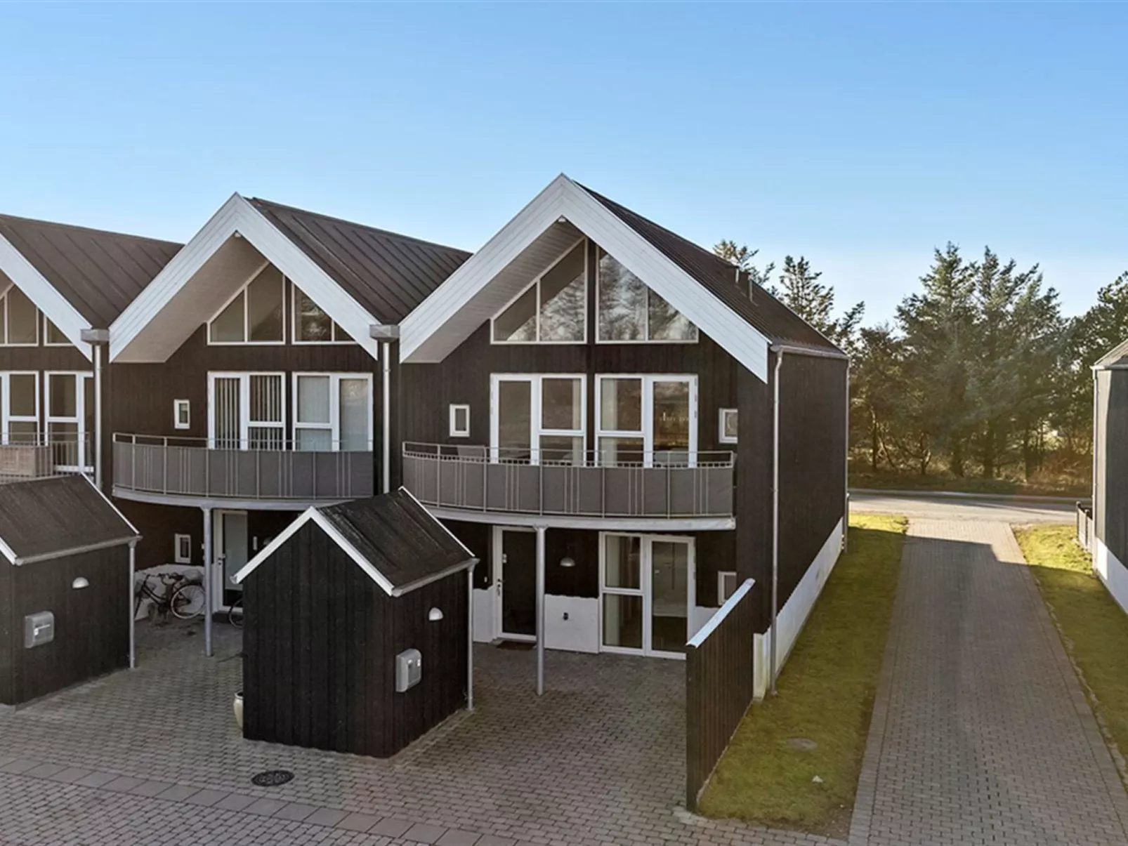 "Flugha" - 600m from the sea-Outside