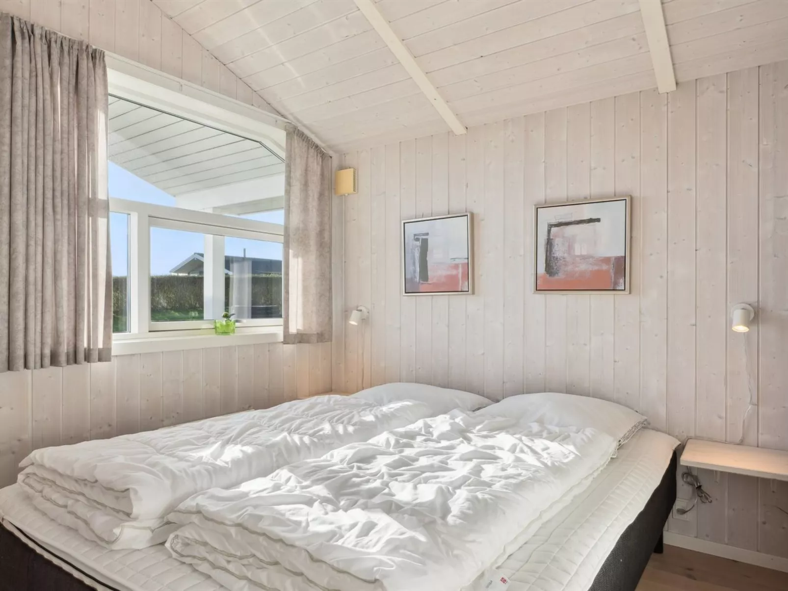 "Sira" - 350m from the sea-Inside