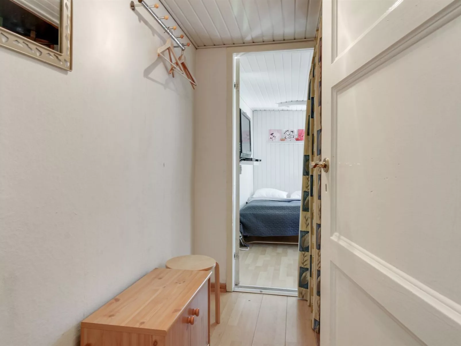 "Kolja" - 3km from the sea-Inside