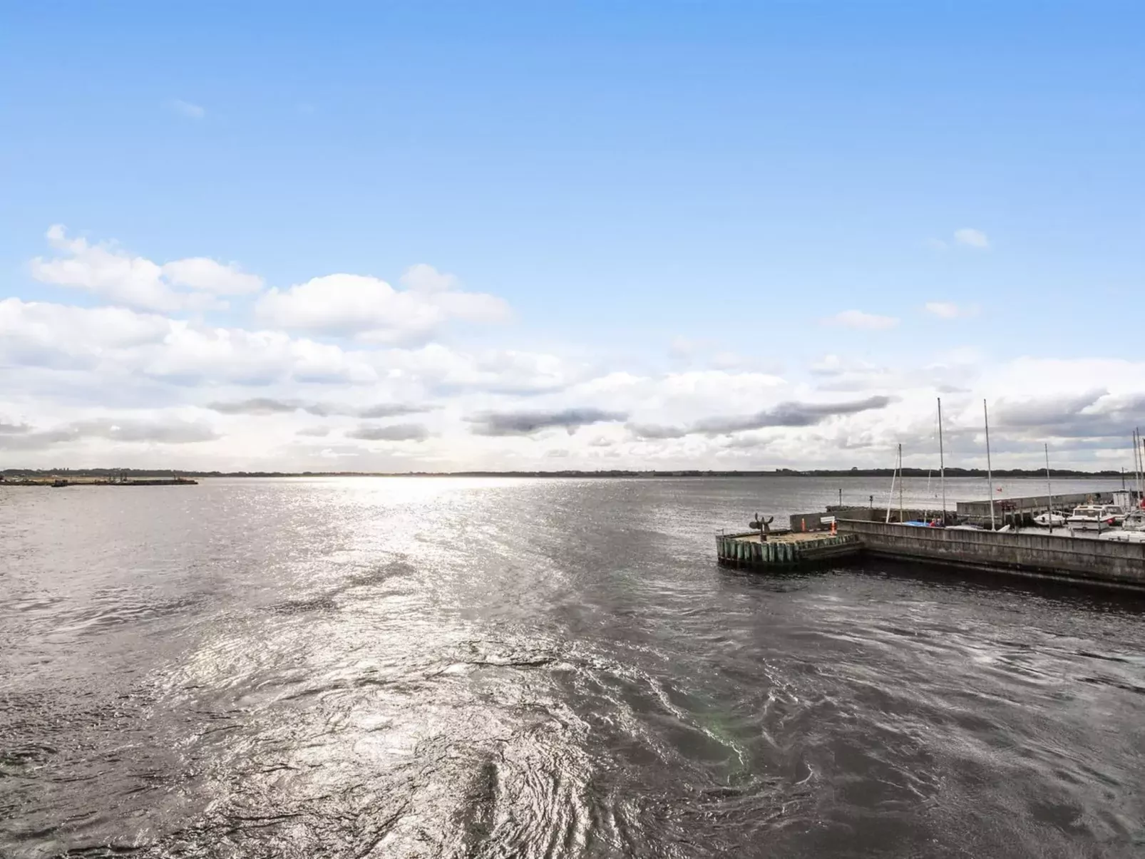 "Mirja" - 50m to the inlet-Outside