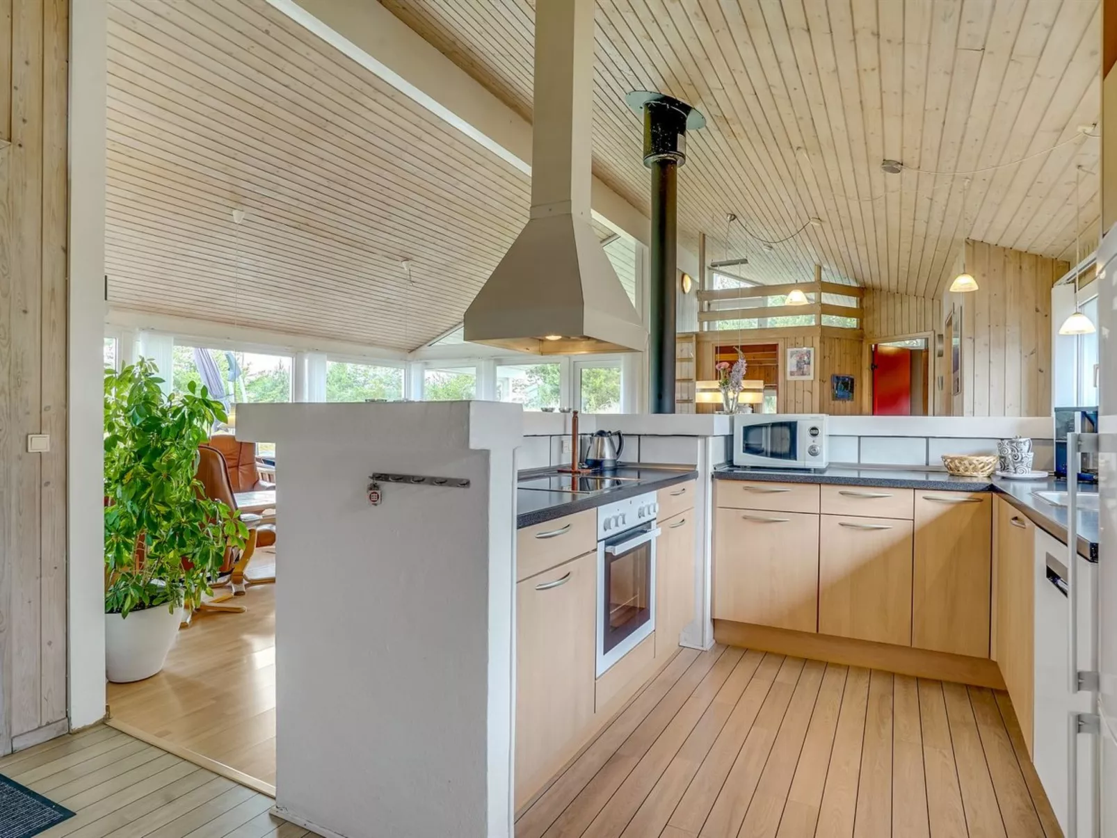 "Helene" - 1.5km from the sea-Inside