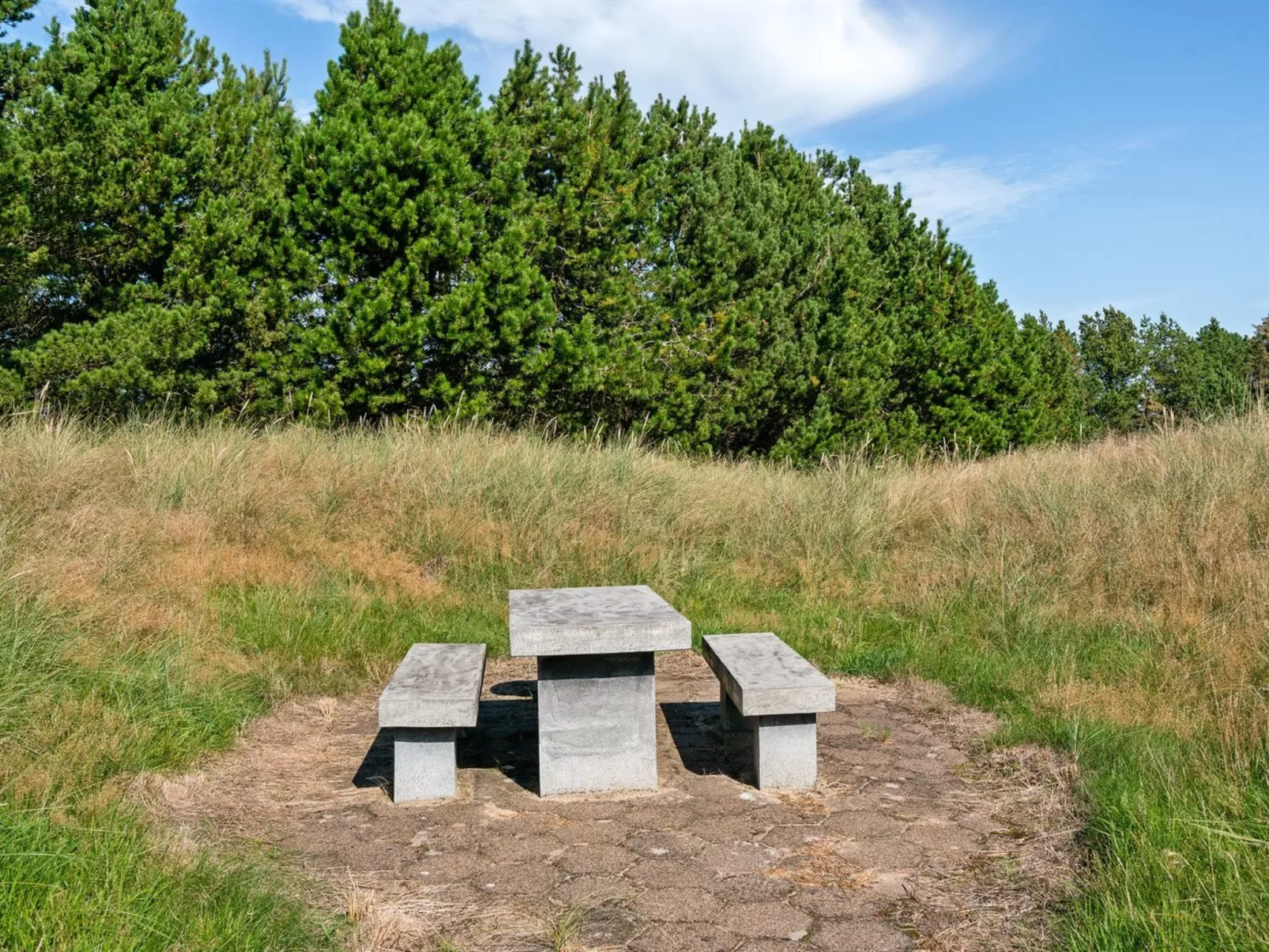 "Helene" - 1.5km from the sea-Outside
