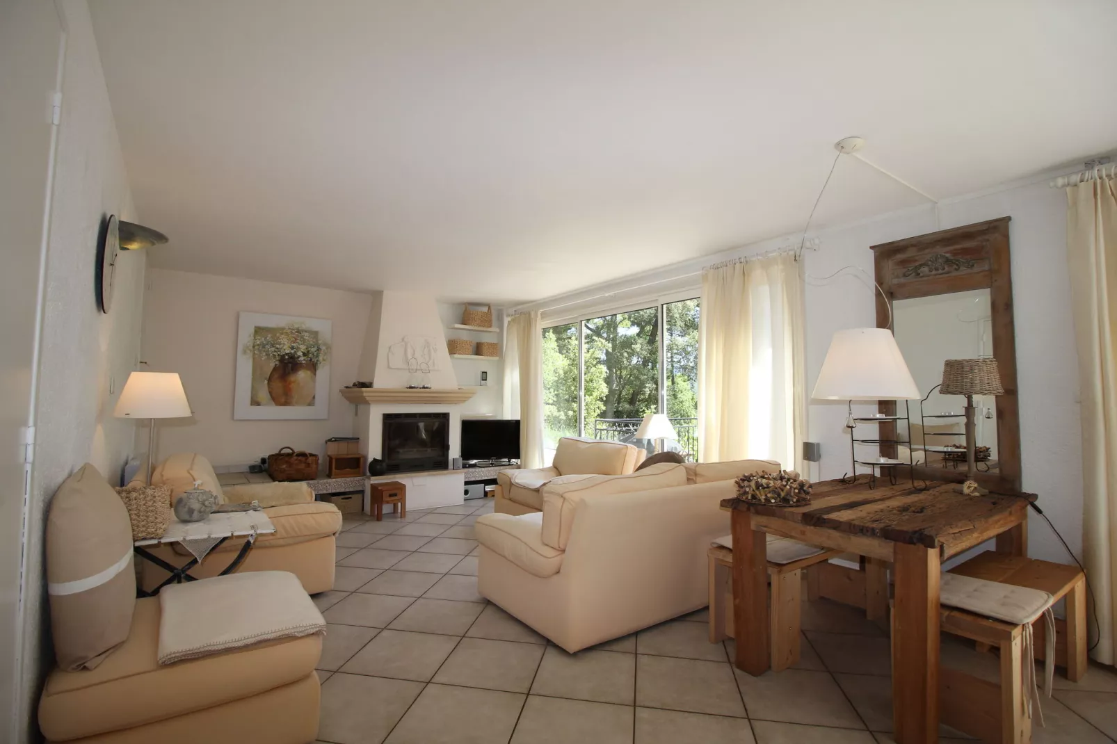 Le Capitou-Living room
