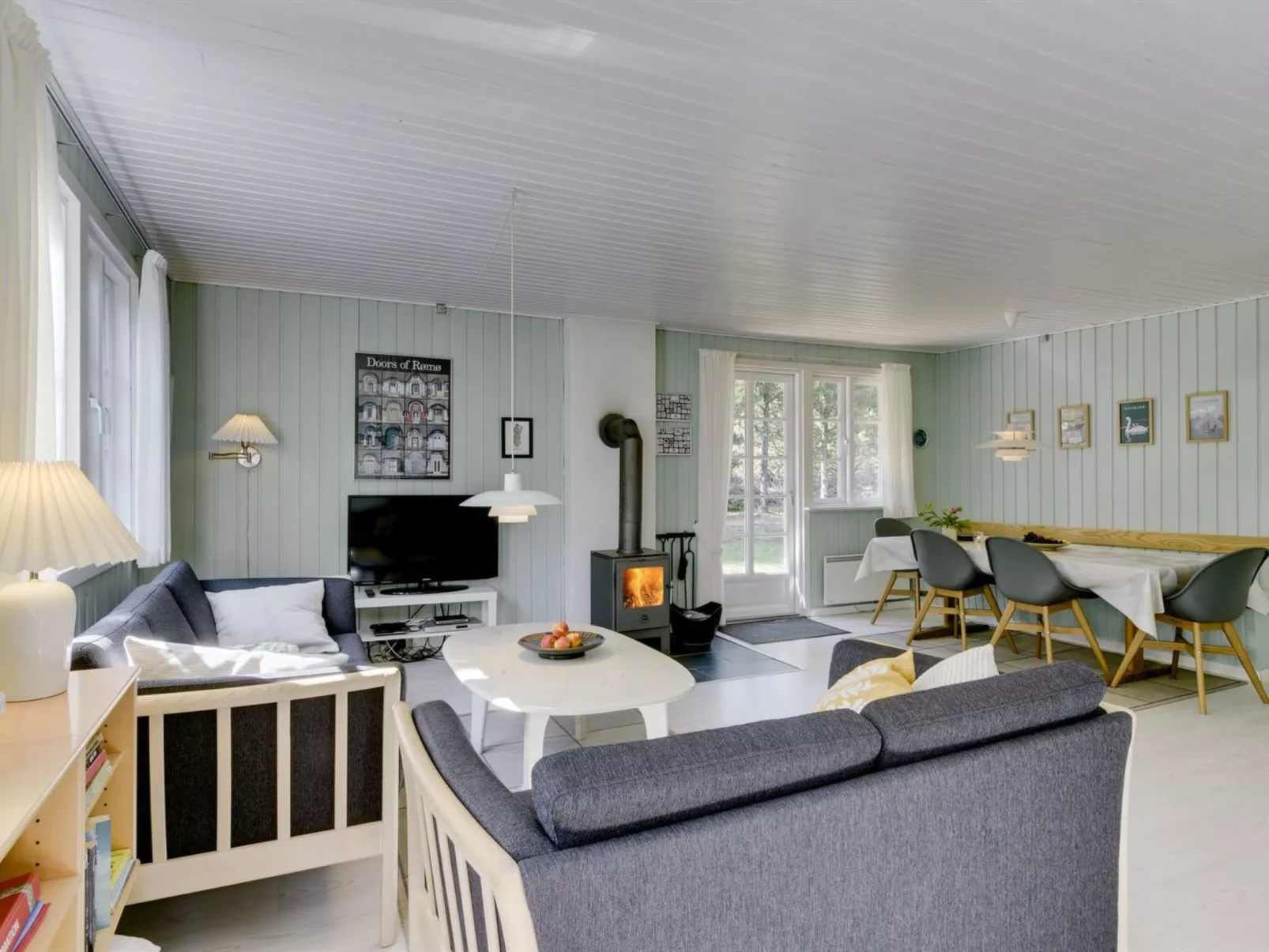 "Epiphania" - 900m from the sea-Inside