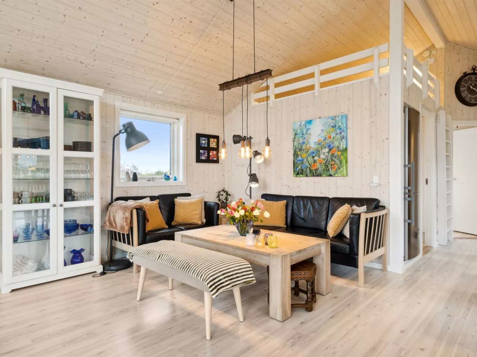 "Francis" - 380m from the sea-Inside