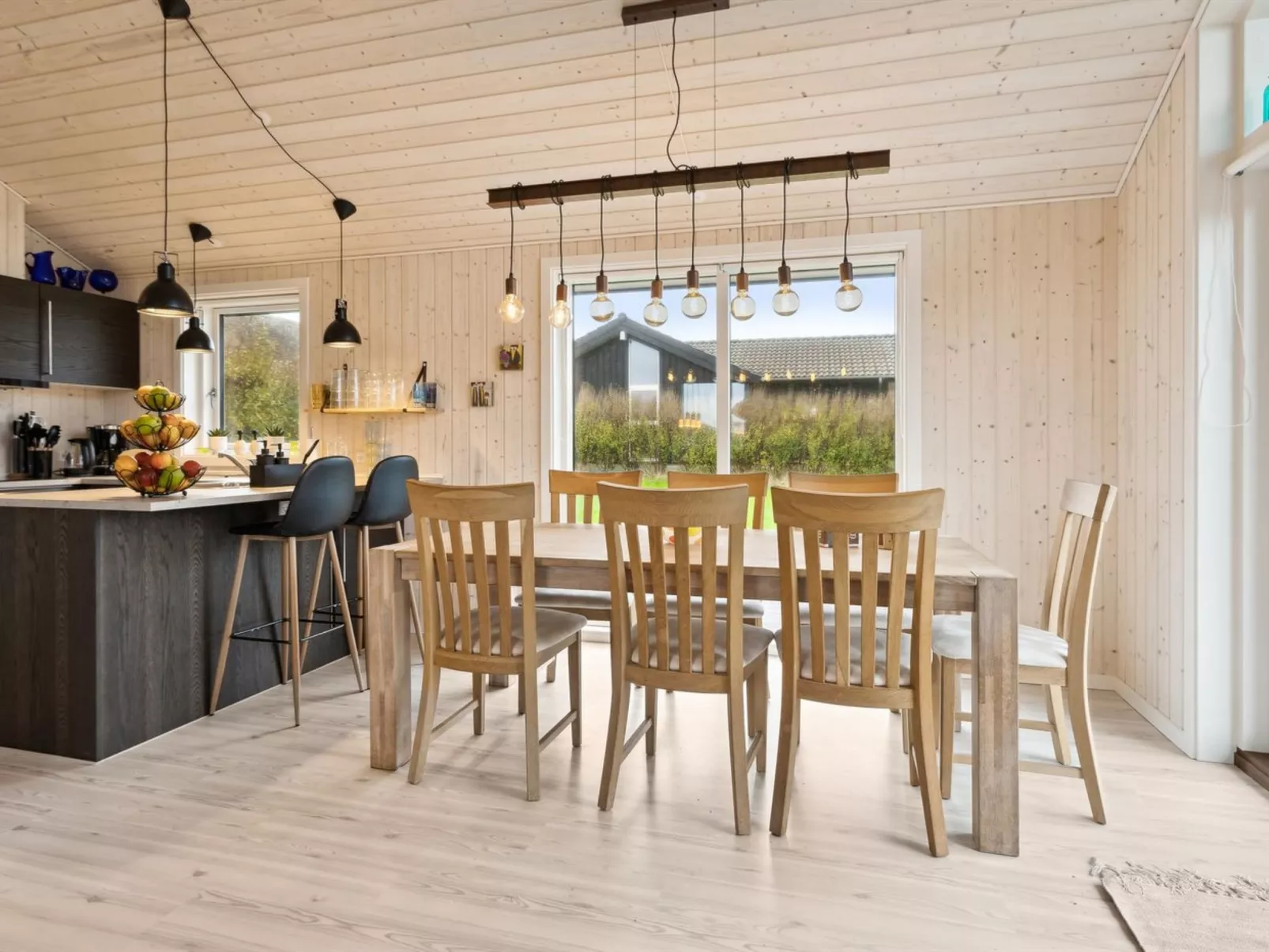 "Francis" - 380m from the sea-Inside
