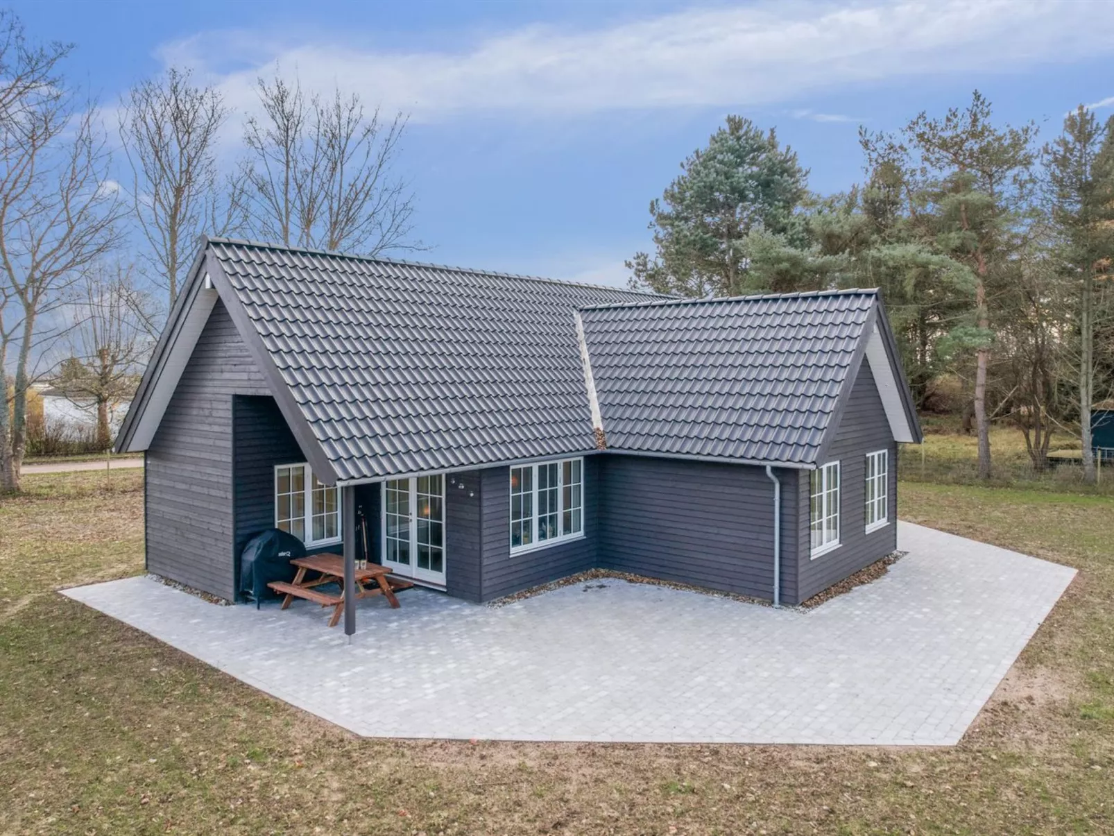 "Emmalina" - 1.3km from the sea
