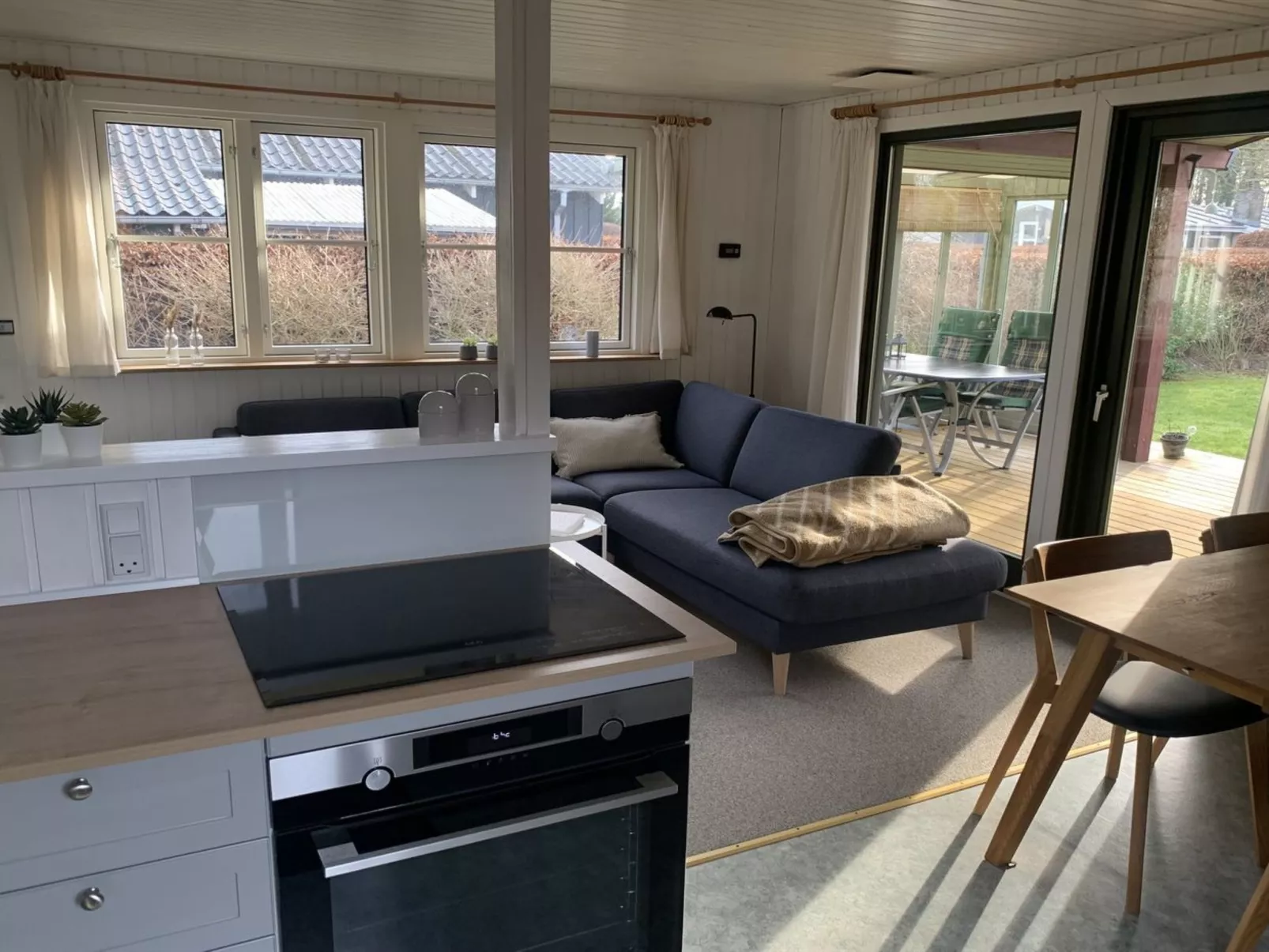 "Domnika" - 200m from the sea-Draußen