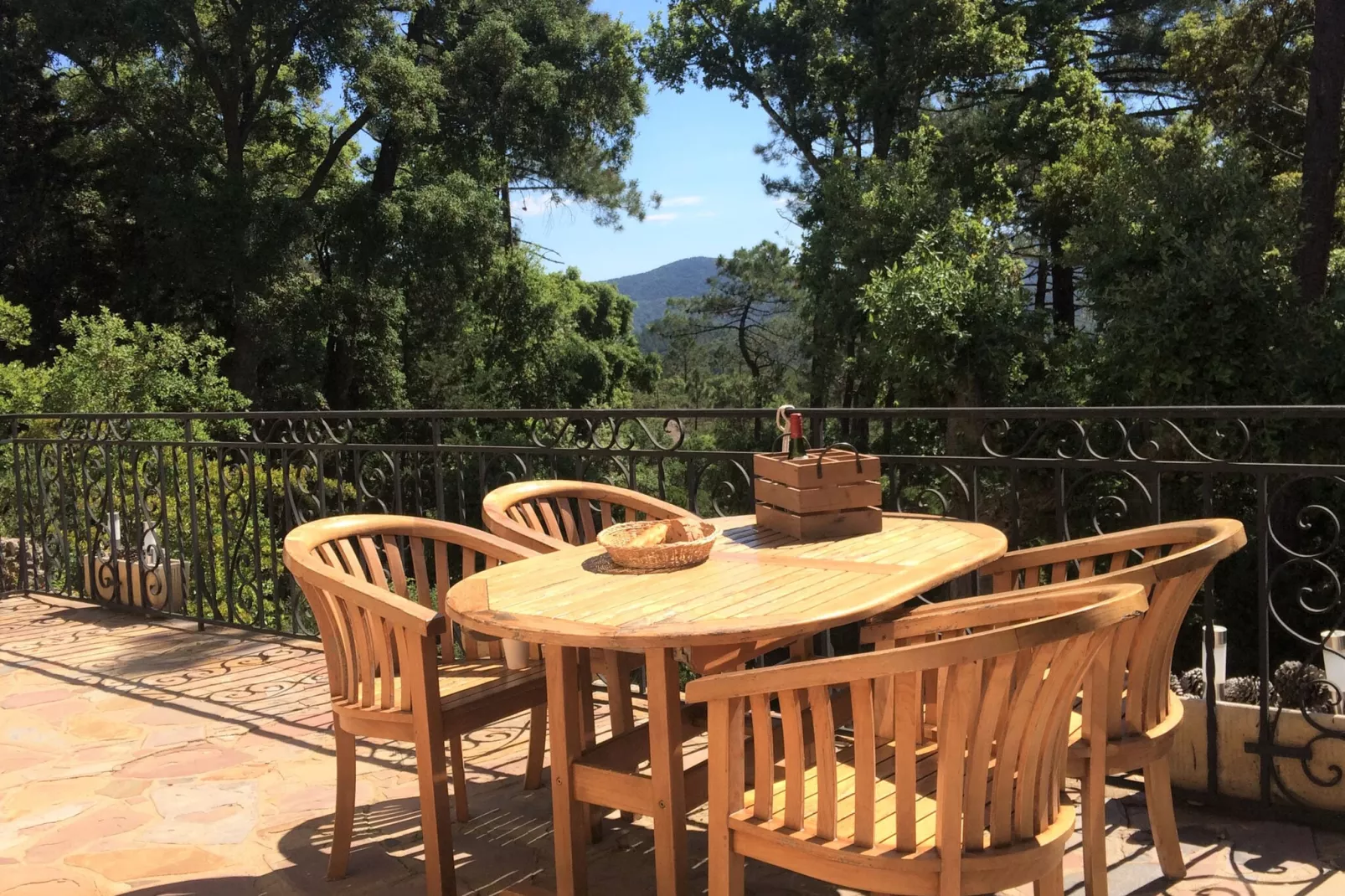 Le Capitou-Terrace balcony