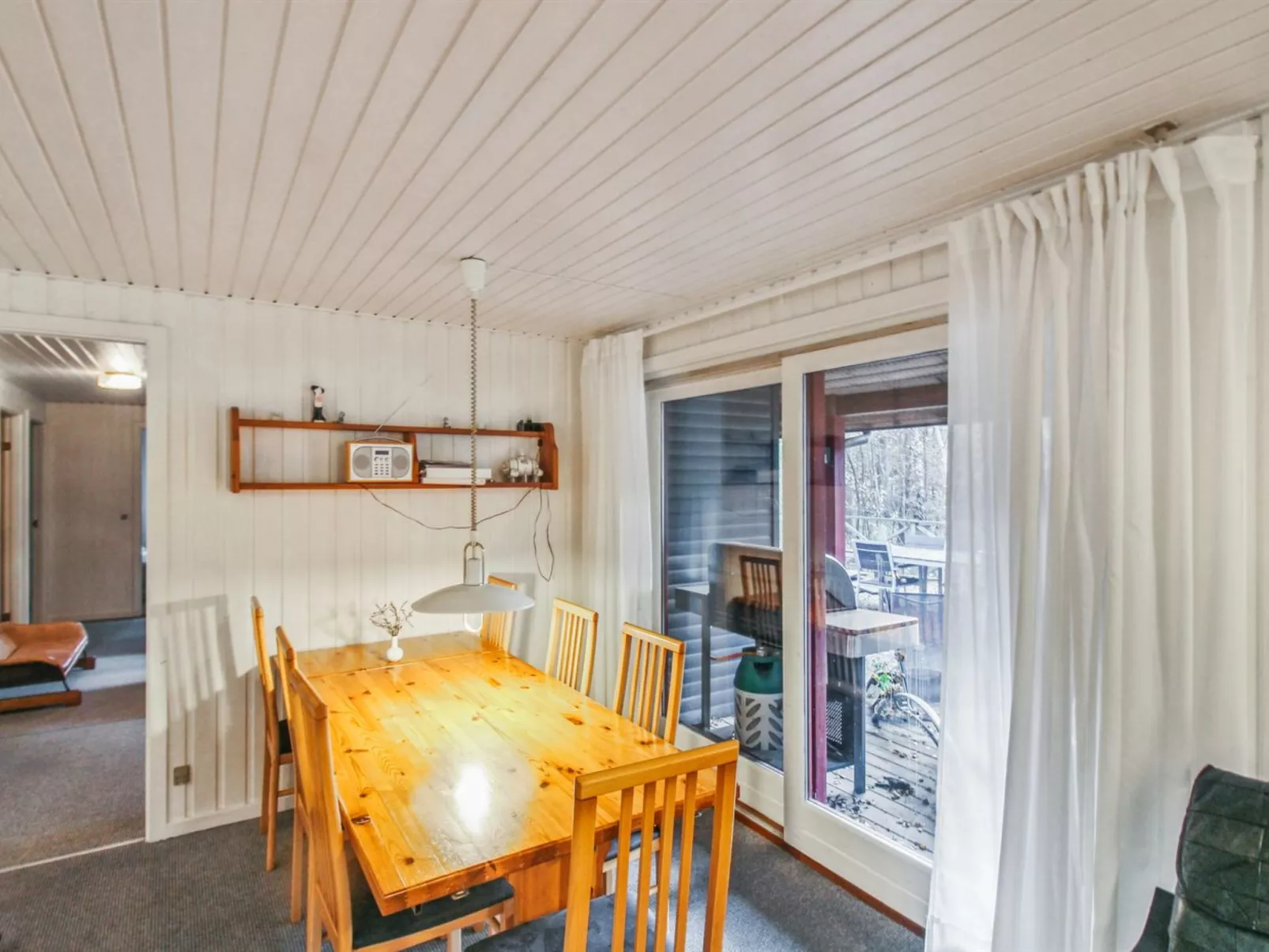 "Clementine" - 1.2km from the sea-Inside