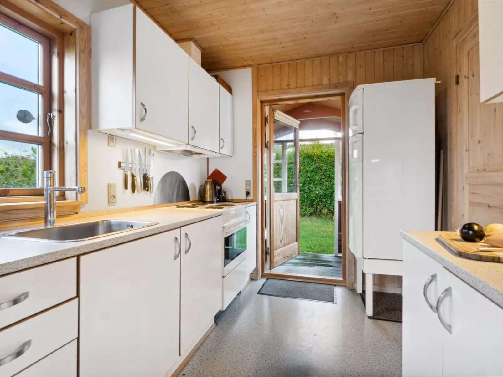 "Marlies" - 300m from the sea-Inside