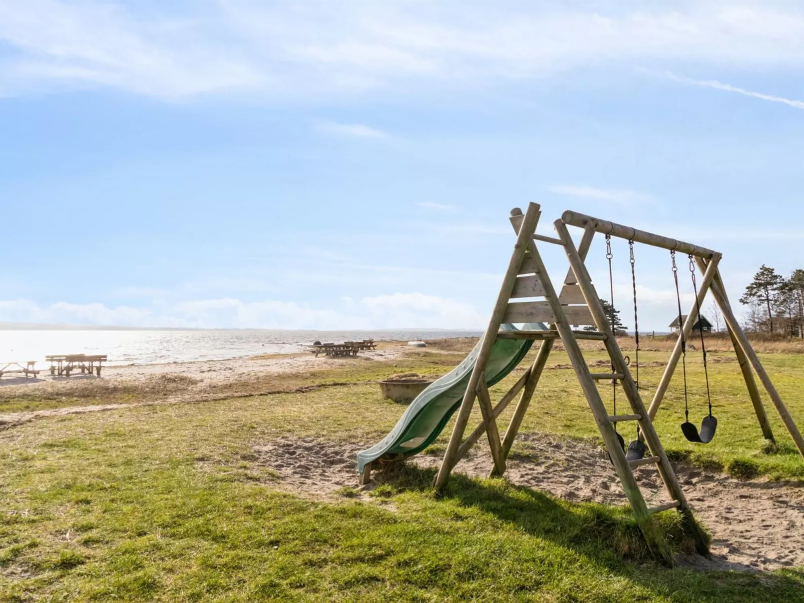 "Gyrid" - 150m from the sea-Outside