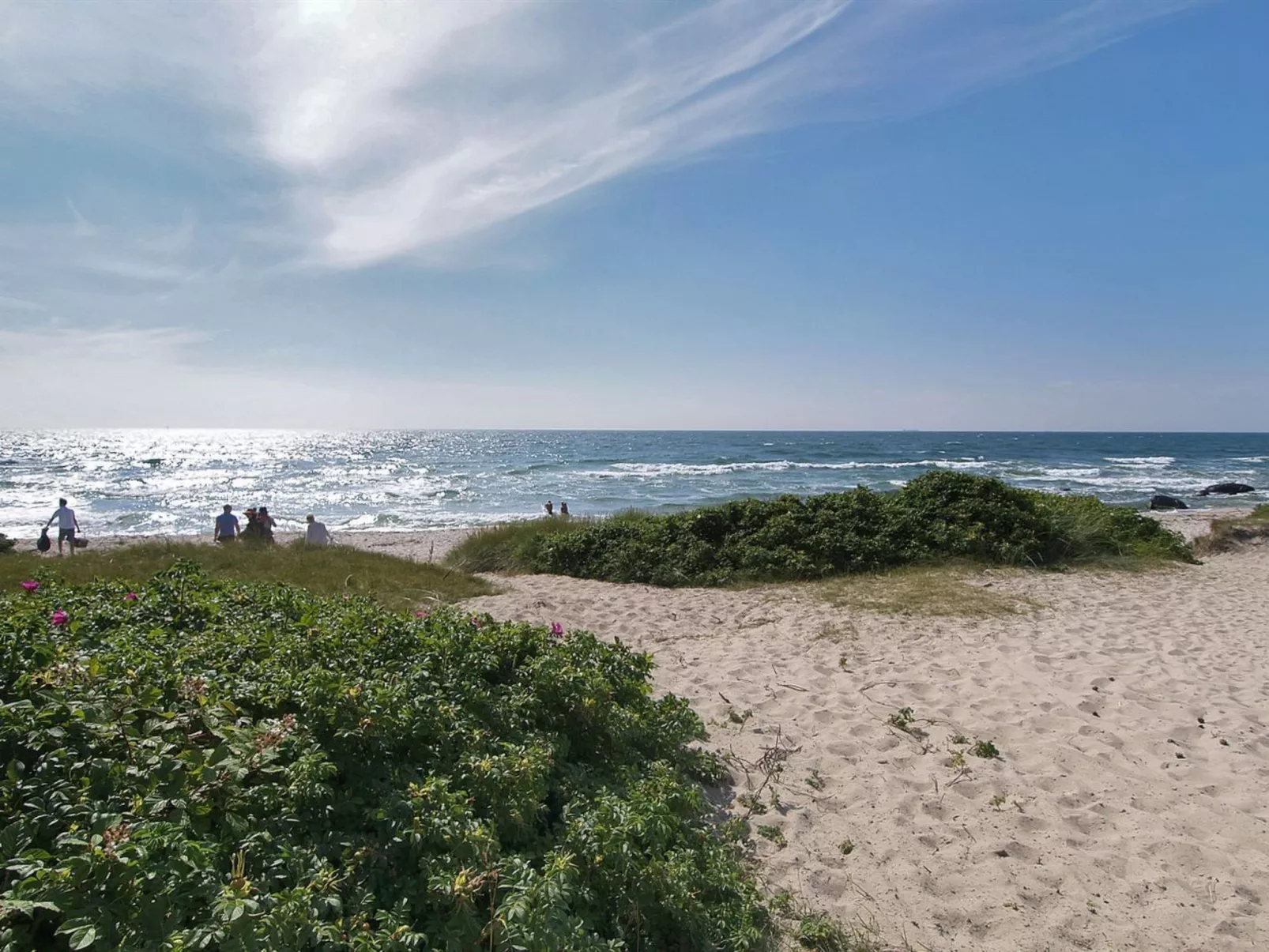 "Yrjö" - 1km from the sea-Outside