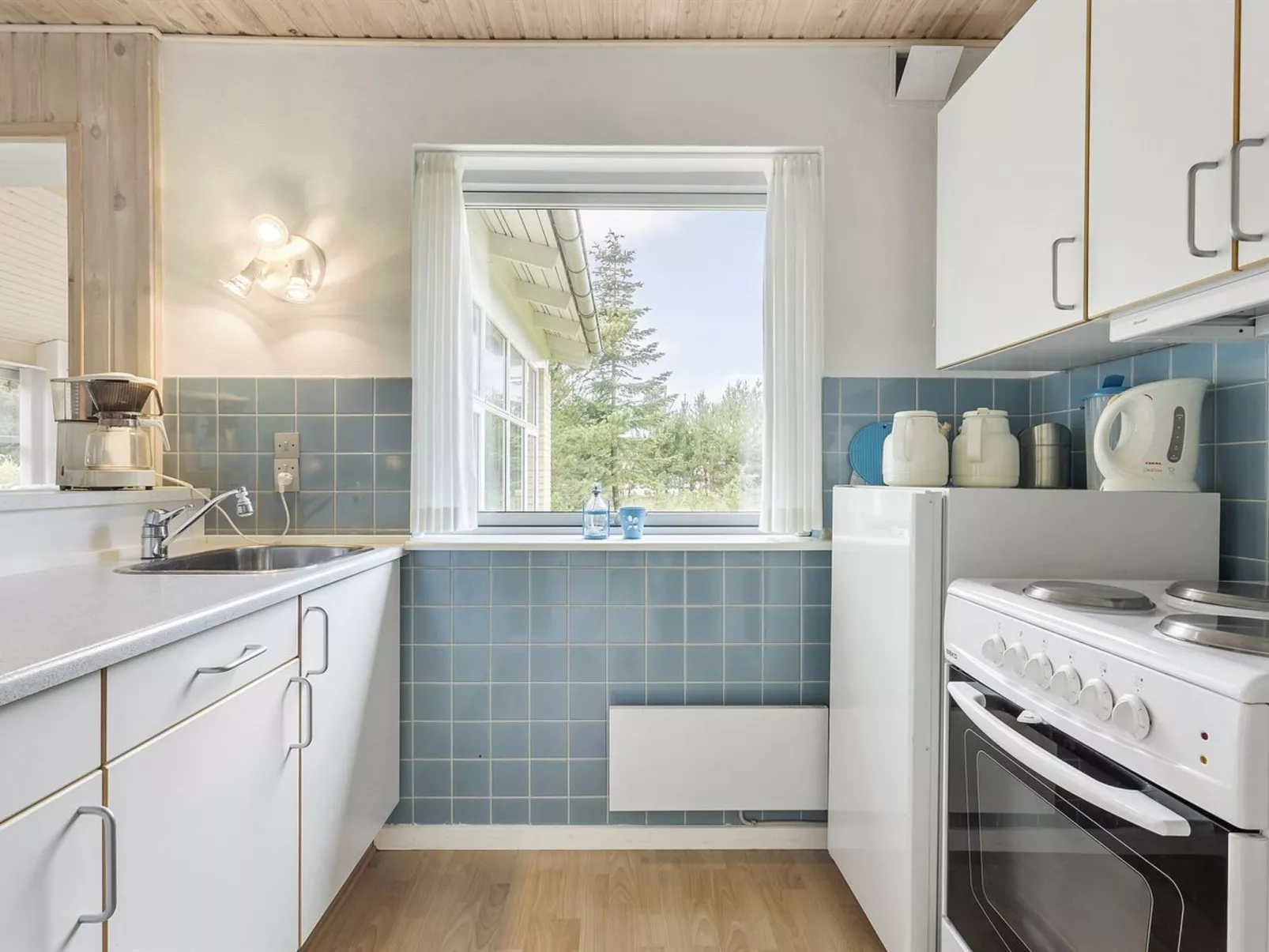 "Gisa" - 400m from the sea-Inside