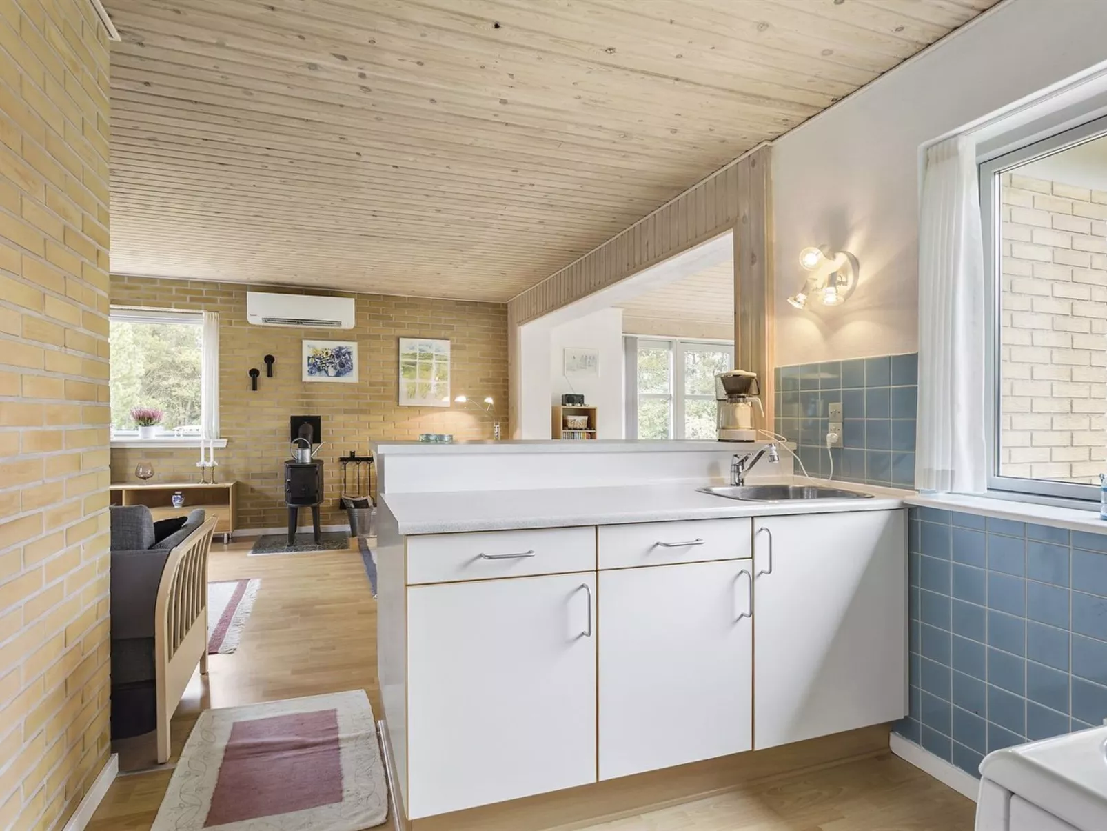 "Gisa" - 400m from the sea-Inside