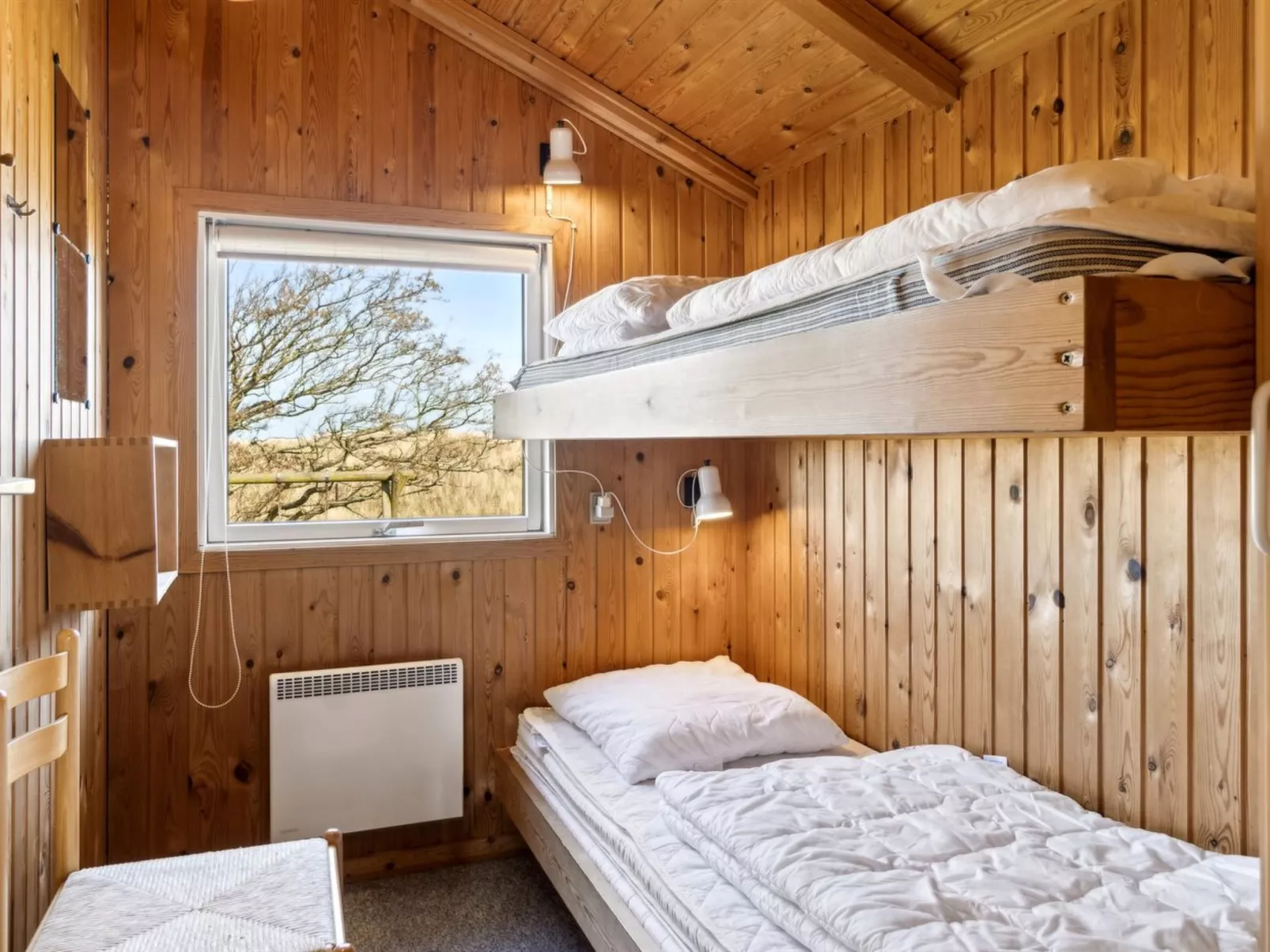 "Hunlef" - 1.7km from the sea-Drinnen