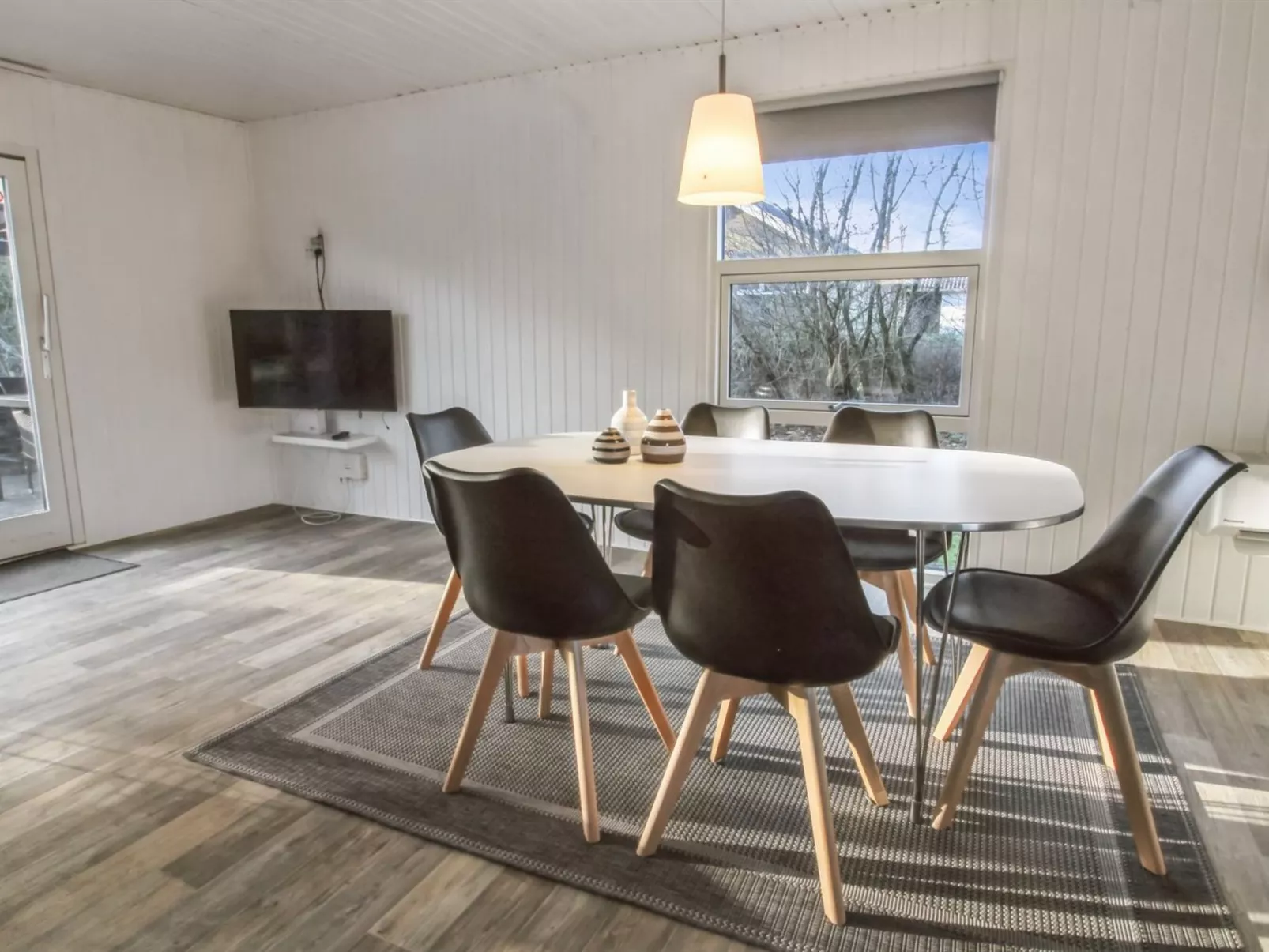 "Tancred" - 30km from the sea-Inside