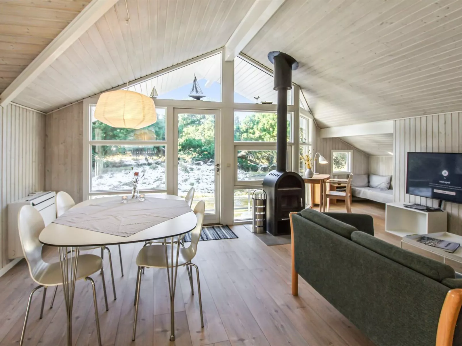 "Ubbe" - 800m from the sea-Inside