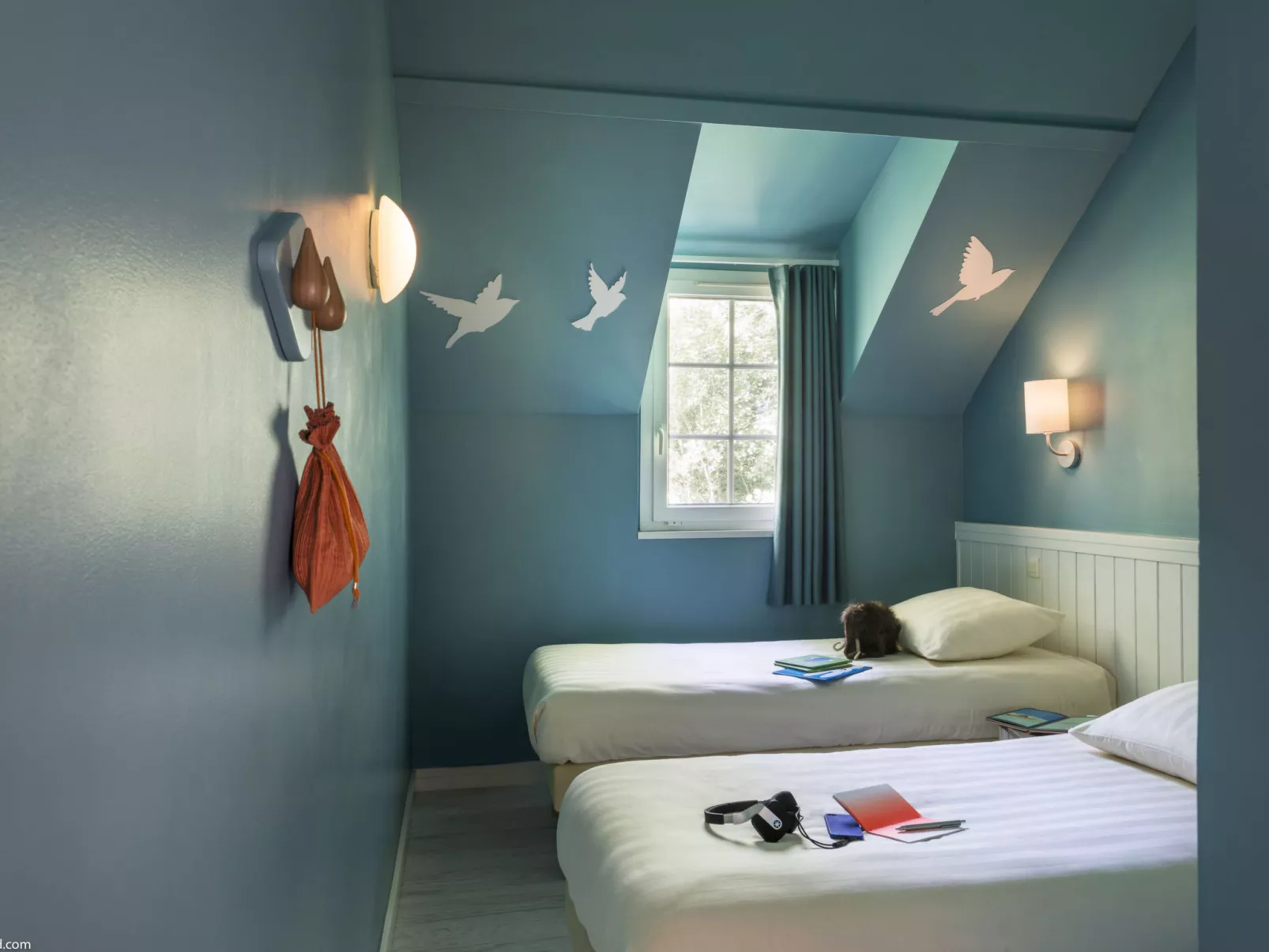 Lakeside Cottage Premium-Inside