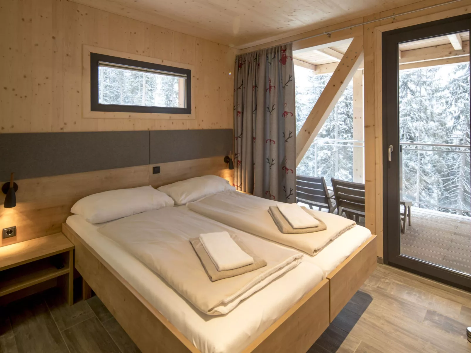 Superior #13 Sauna&Sprudelwanne innen-Inside