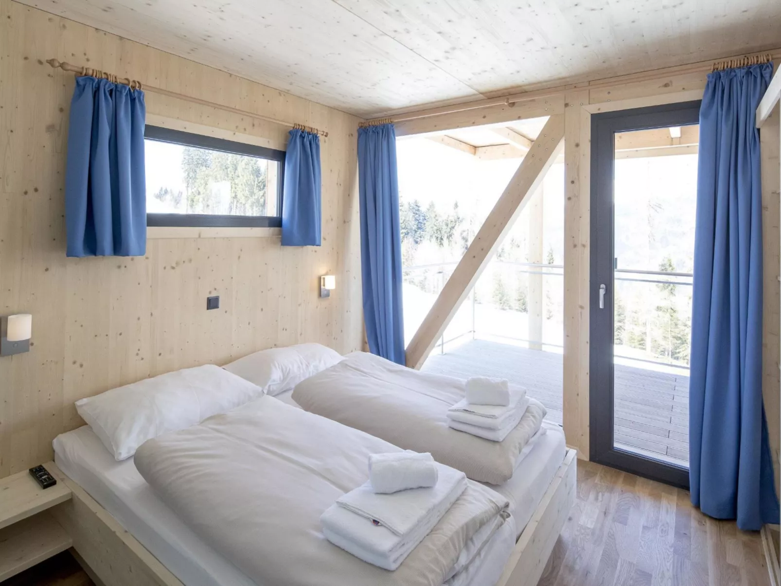 Superior #12 Sauna&Sprudelwanne innen-Inside