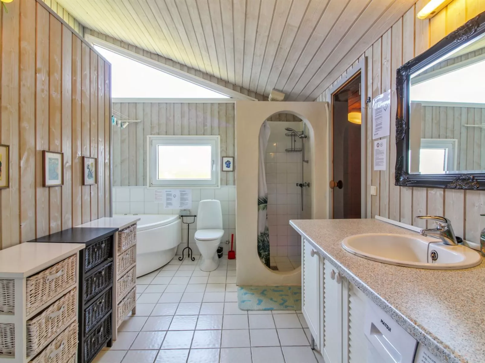 "Apelone" - 800m from the sea-Inside