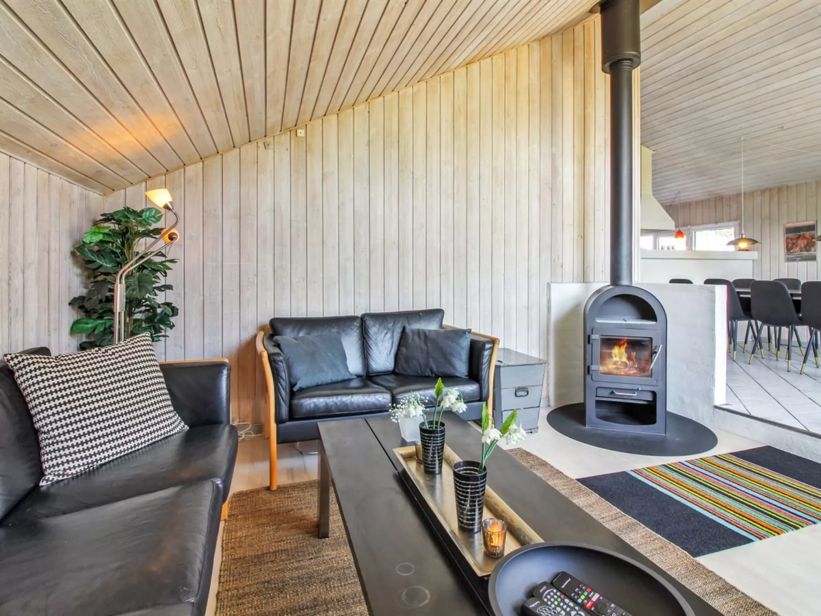 "Apelone" - 800m from the sea-Inside