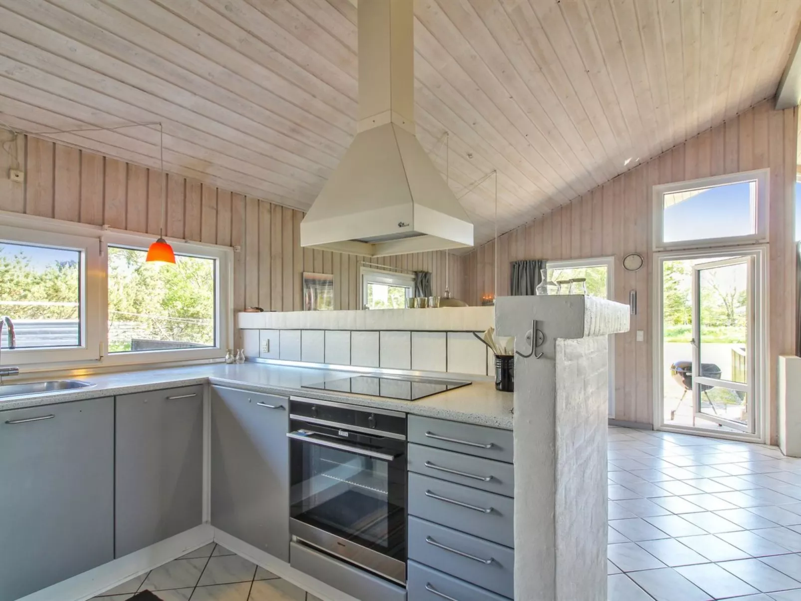 "Apelone" - 800m from the sea-Inside