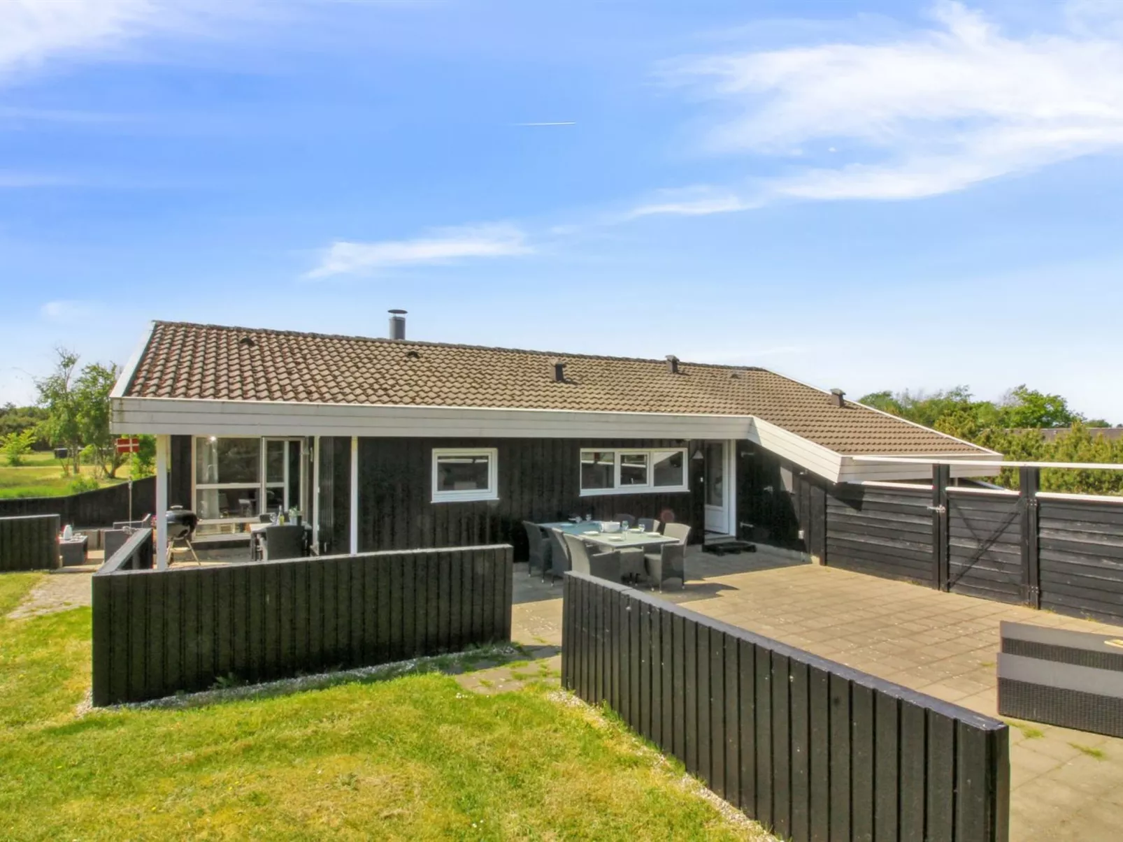 "Apelone" - 800m from the sea-Outside