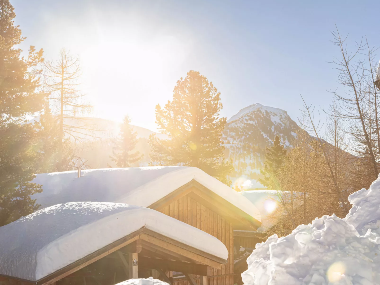 Superior Chalet mit Sprudelpool innen-Outside
