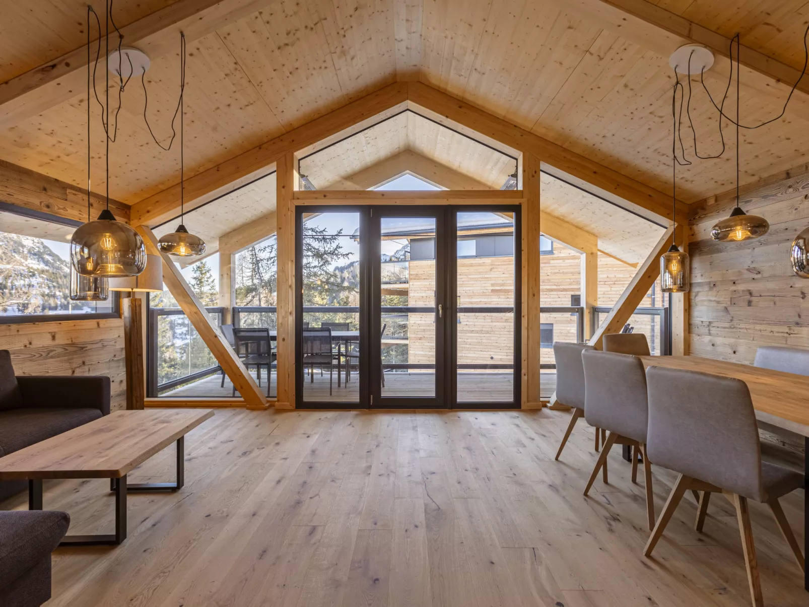 Superior # 5 mit Sauna & Hot Tub-Inside