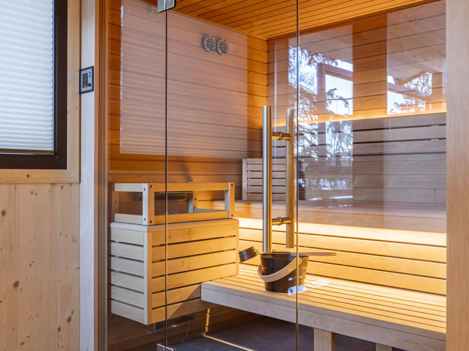 Superior # 9 mit Sauna & Hot Tub-Inside