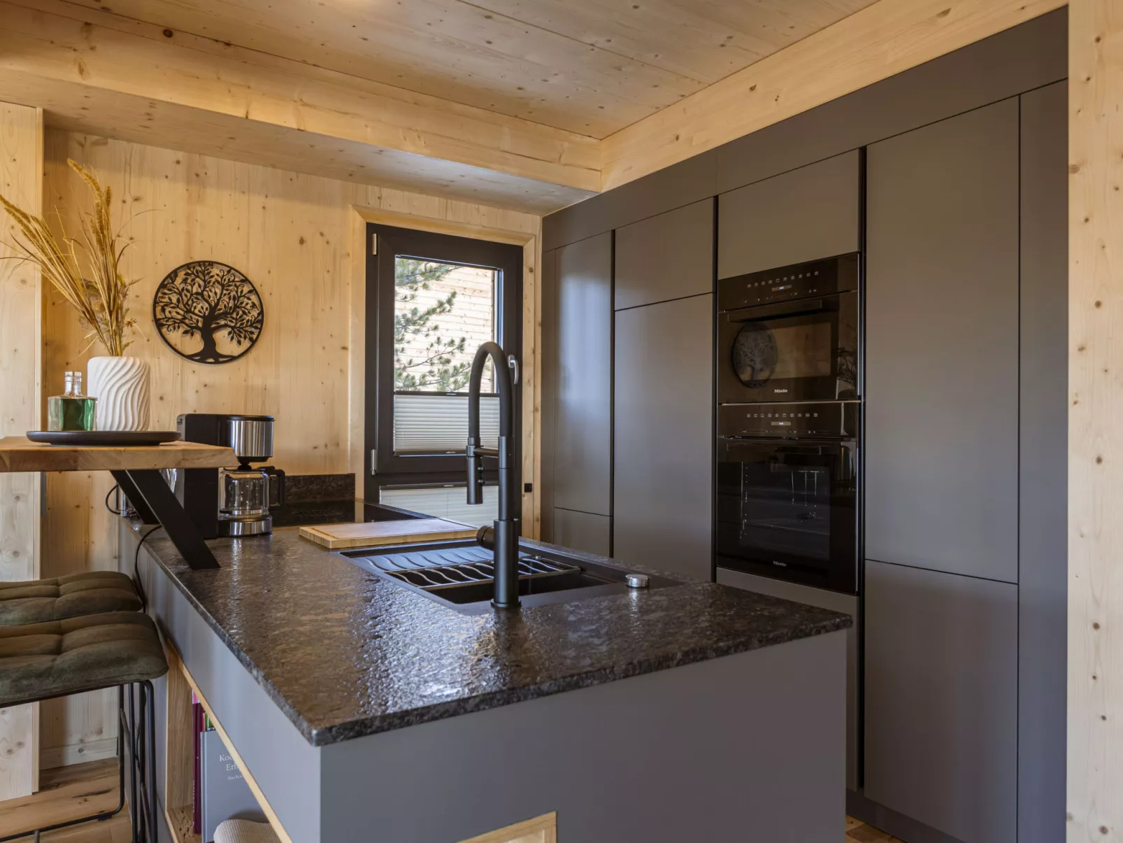 Superior # 24 mit Sauna & Hot Tub-Dedans