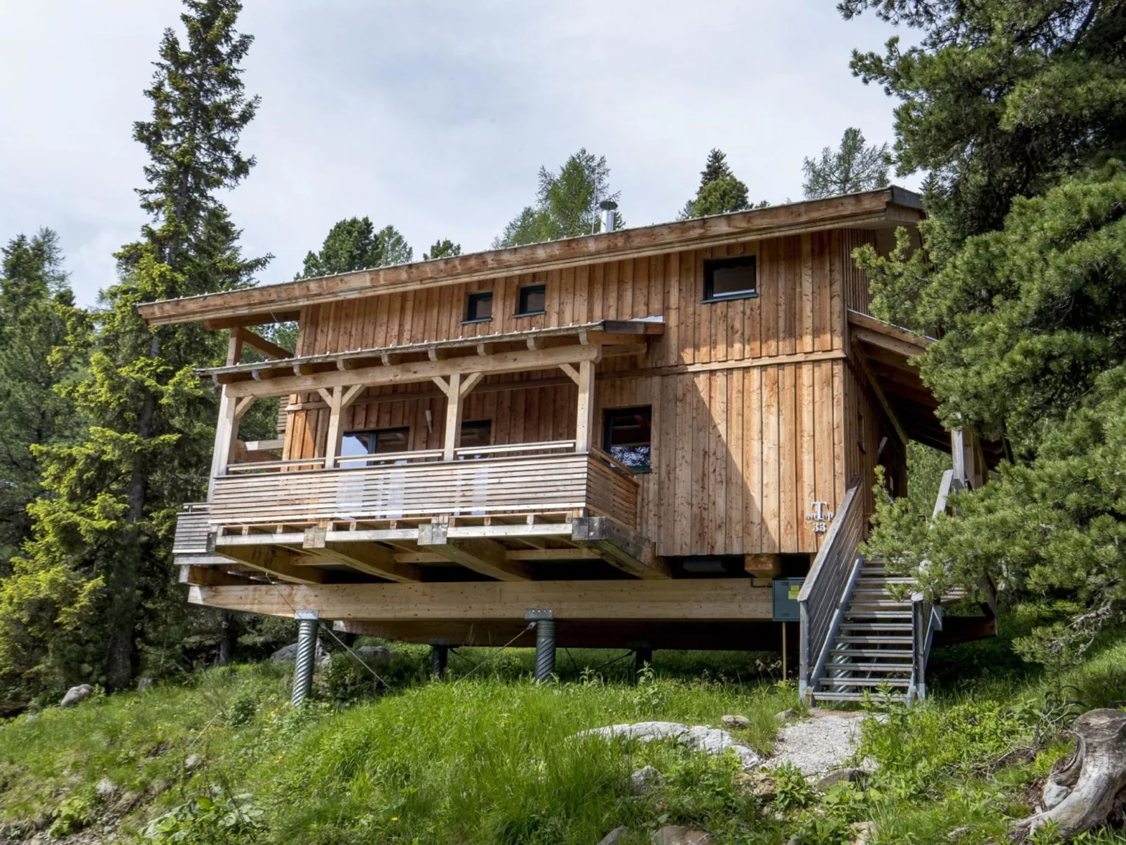 #33 mit IR-Sauna und Sprudelbad innen-Outside