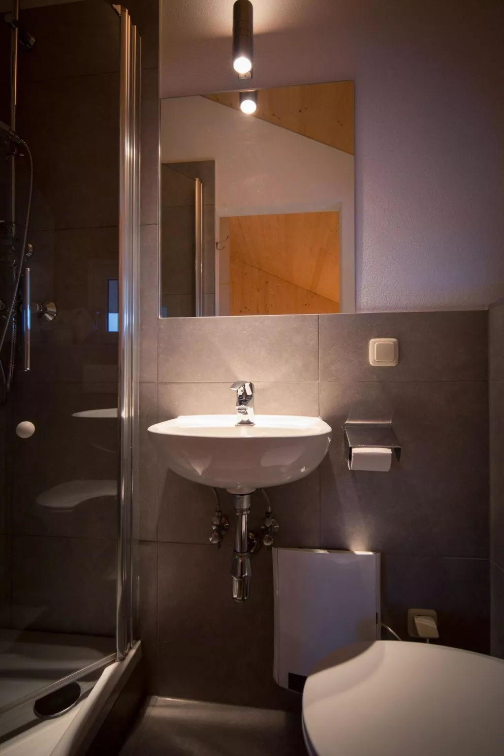 #33 mit IR-Sauna und Sprudelbad innen-Inside