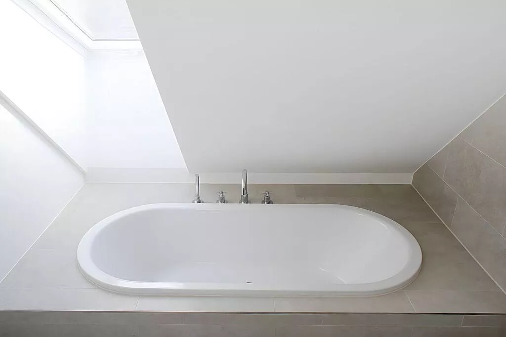 54434-Bathroom