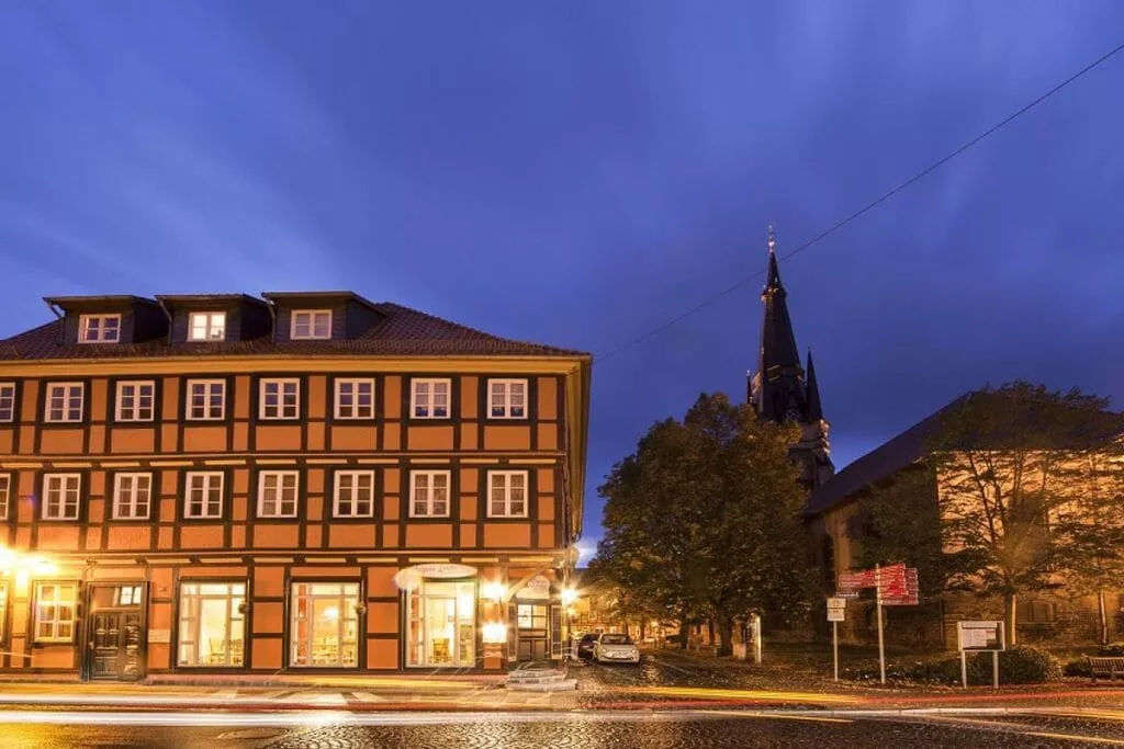 121670-View