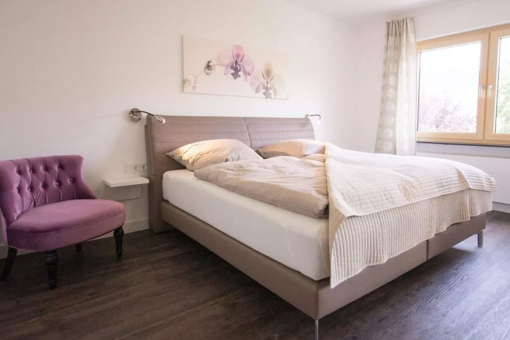 116667-Bedroom