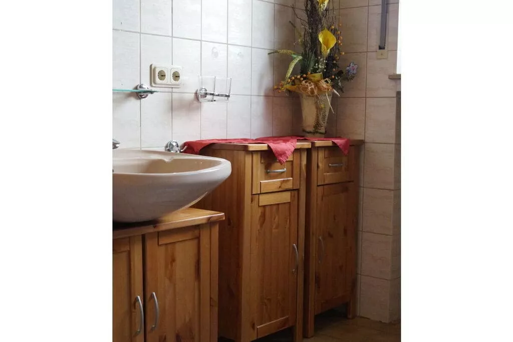 68062-Bathroom