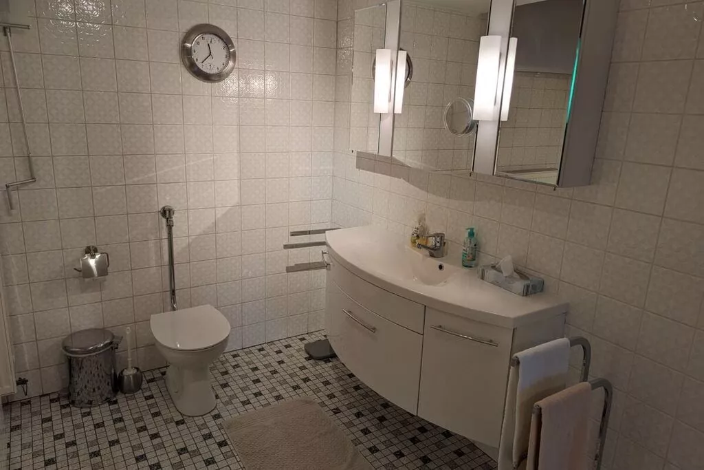 87076-Badezimmer