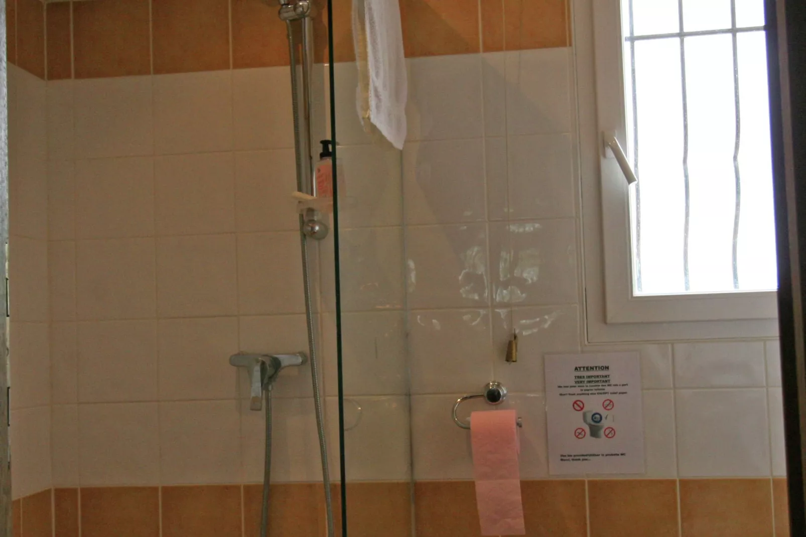 La Cheneraie-Bathroom