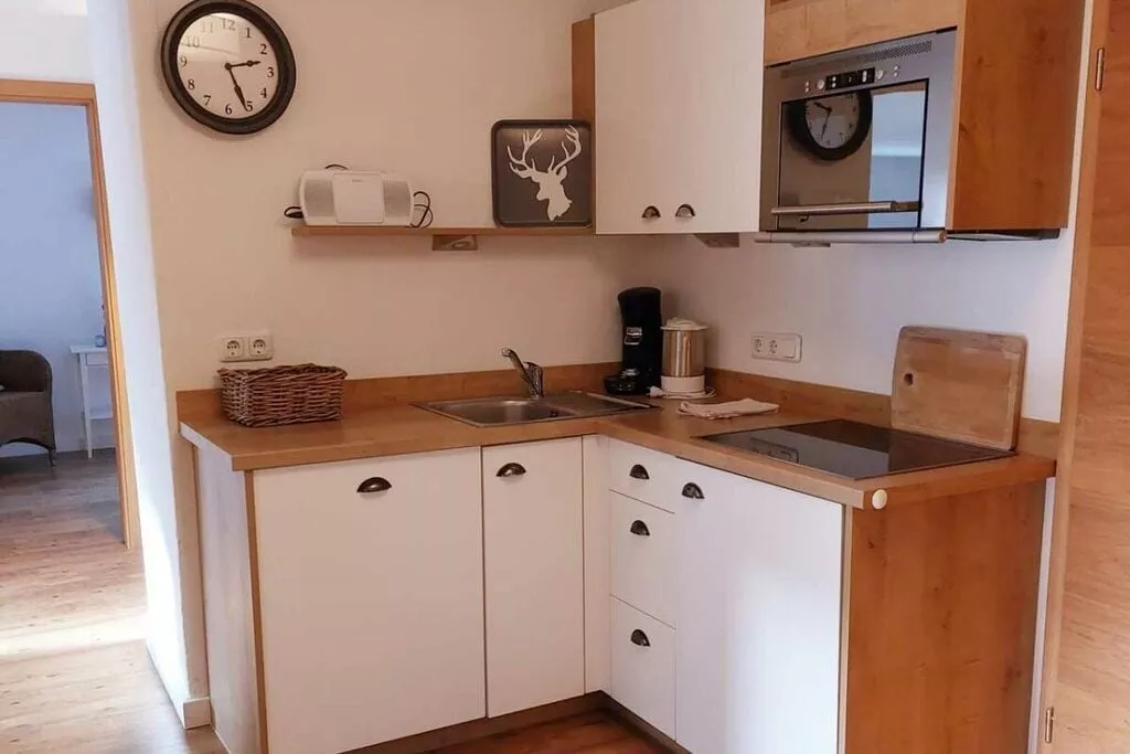 75545-Kitchen